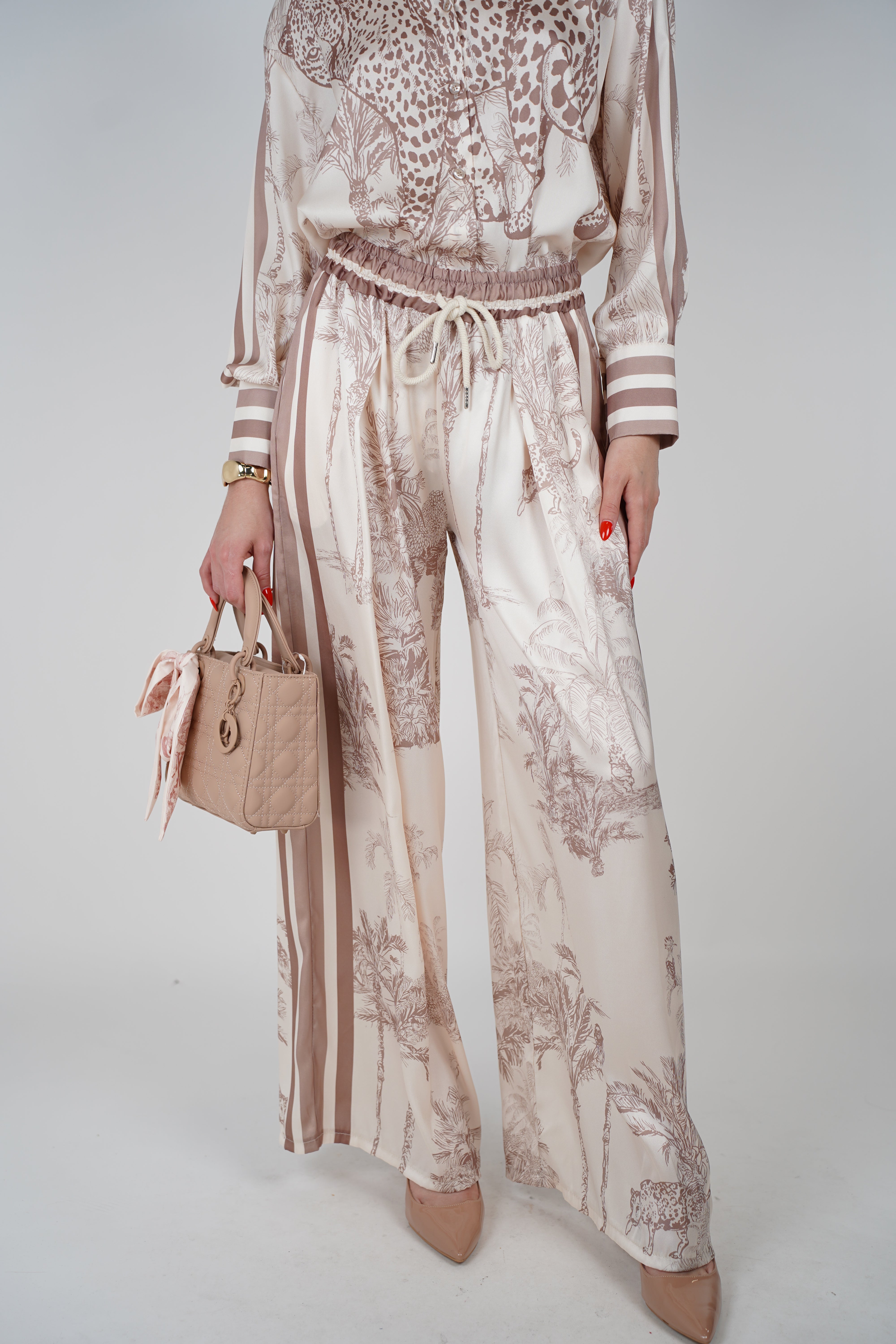 Vera Silk Pants – Printed Wide-Leg Drawstring Pants