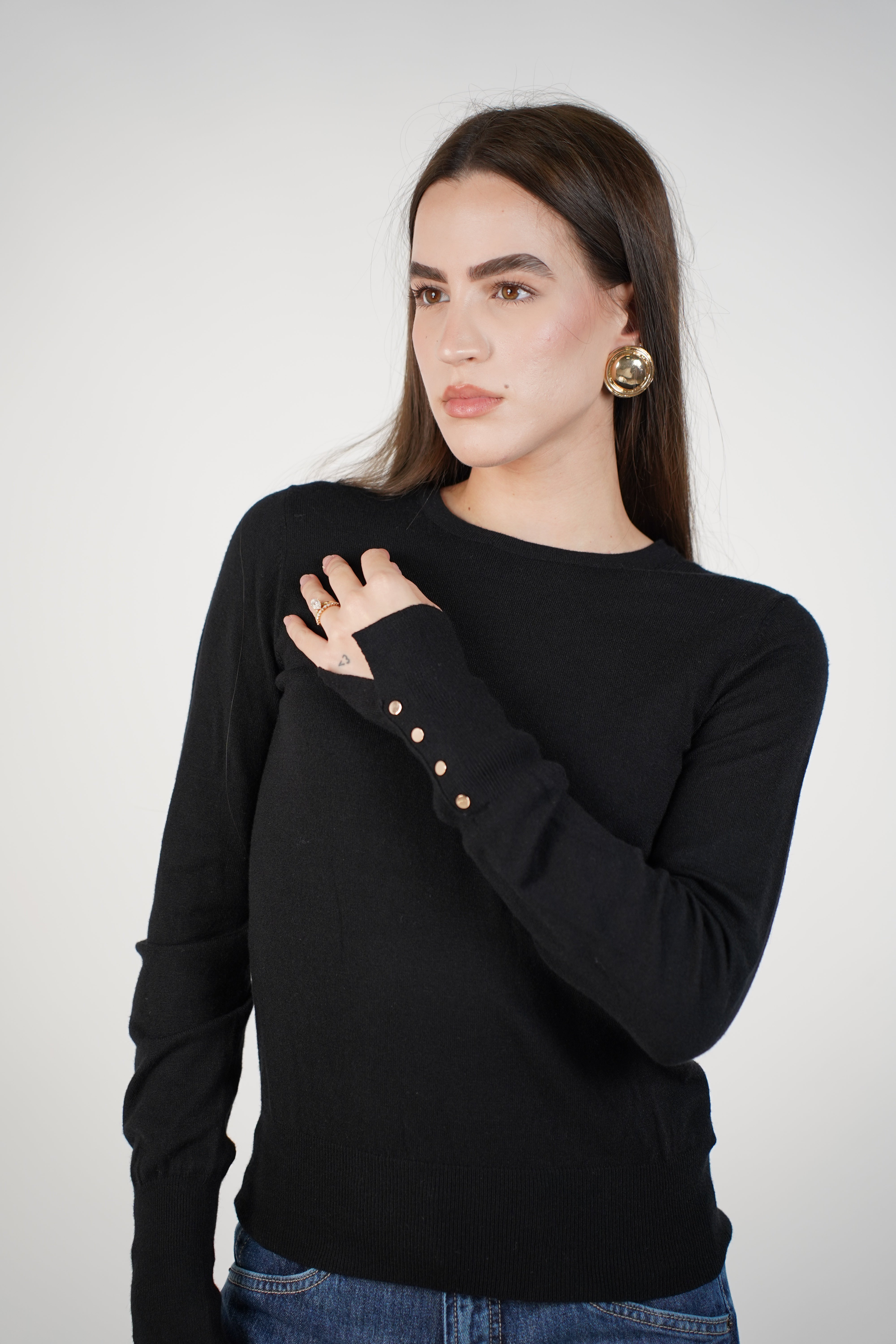 Love Tree Classic Knit Sweater – Everyday Essential with Gold Button Detail