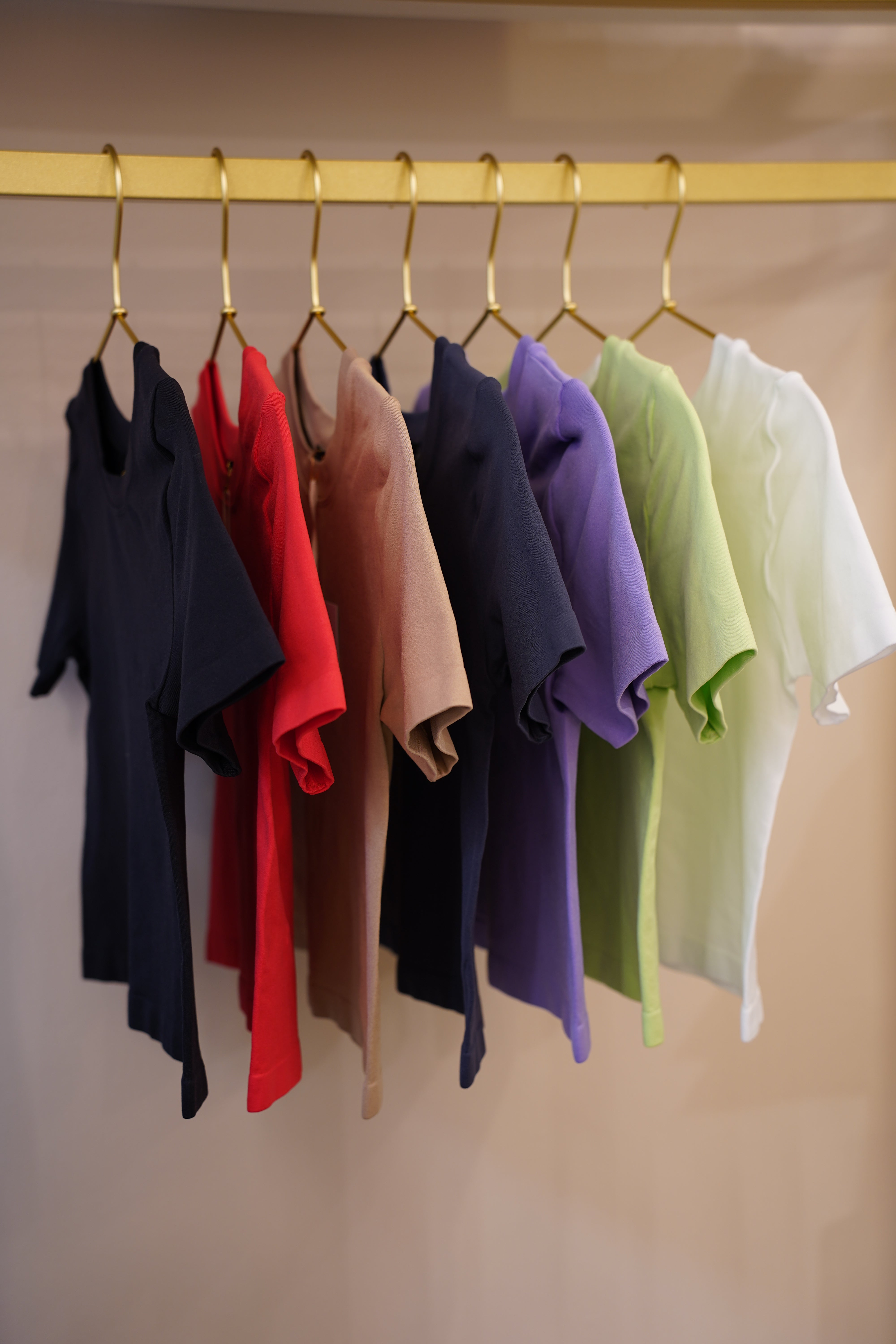 Round Neck Short Sleeve Basics - Carema Boutique