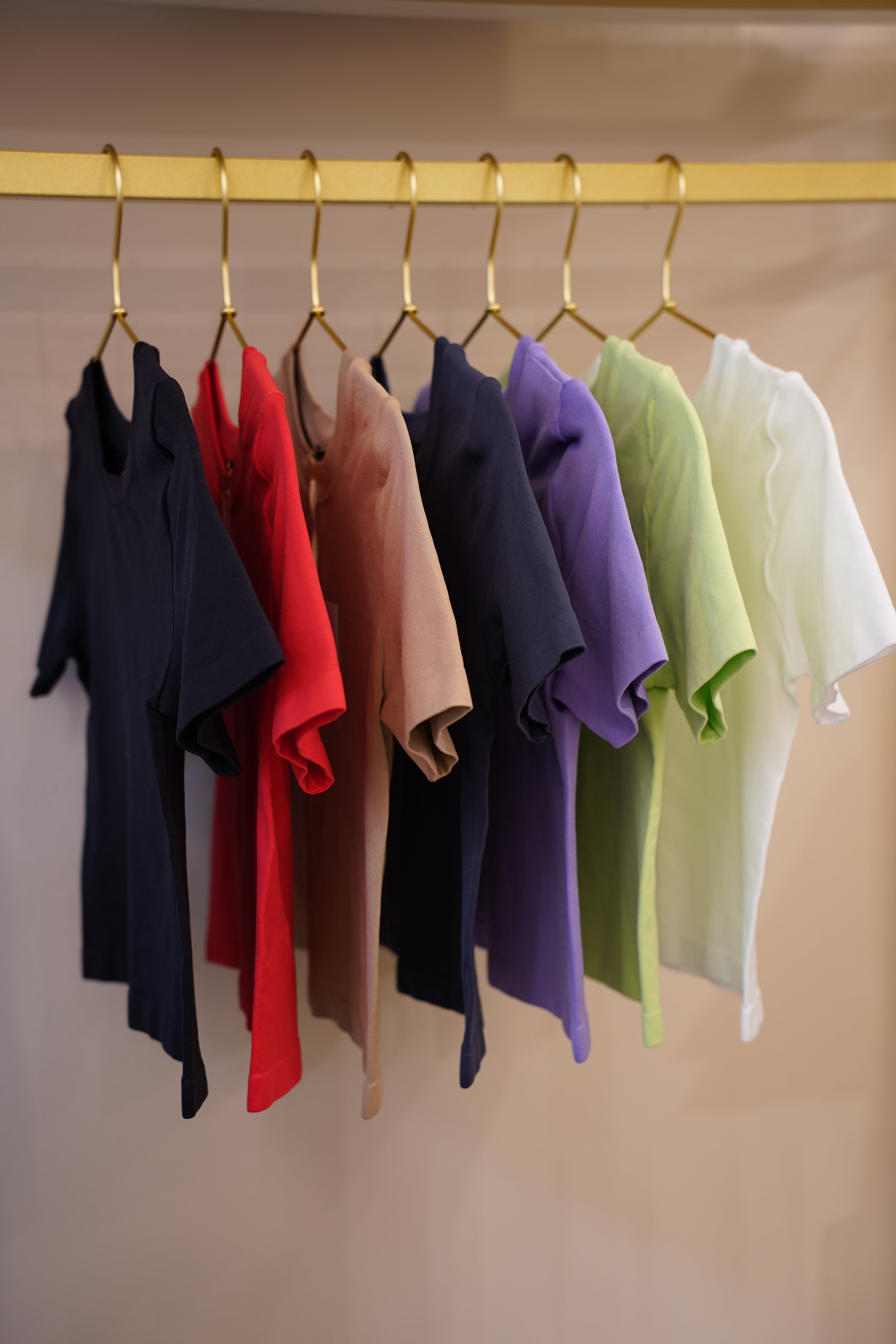 Round Neck Short Sleeve Basics - Carema Boutique