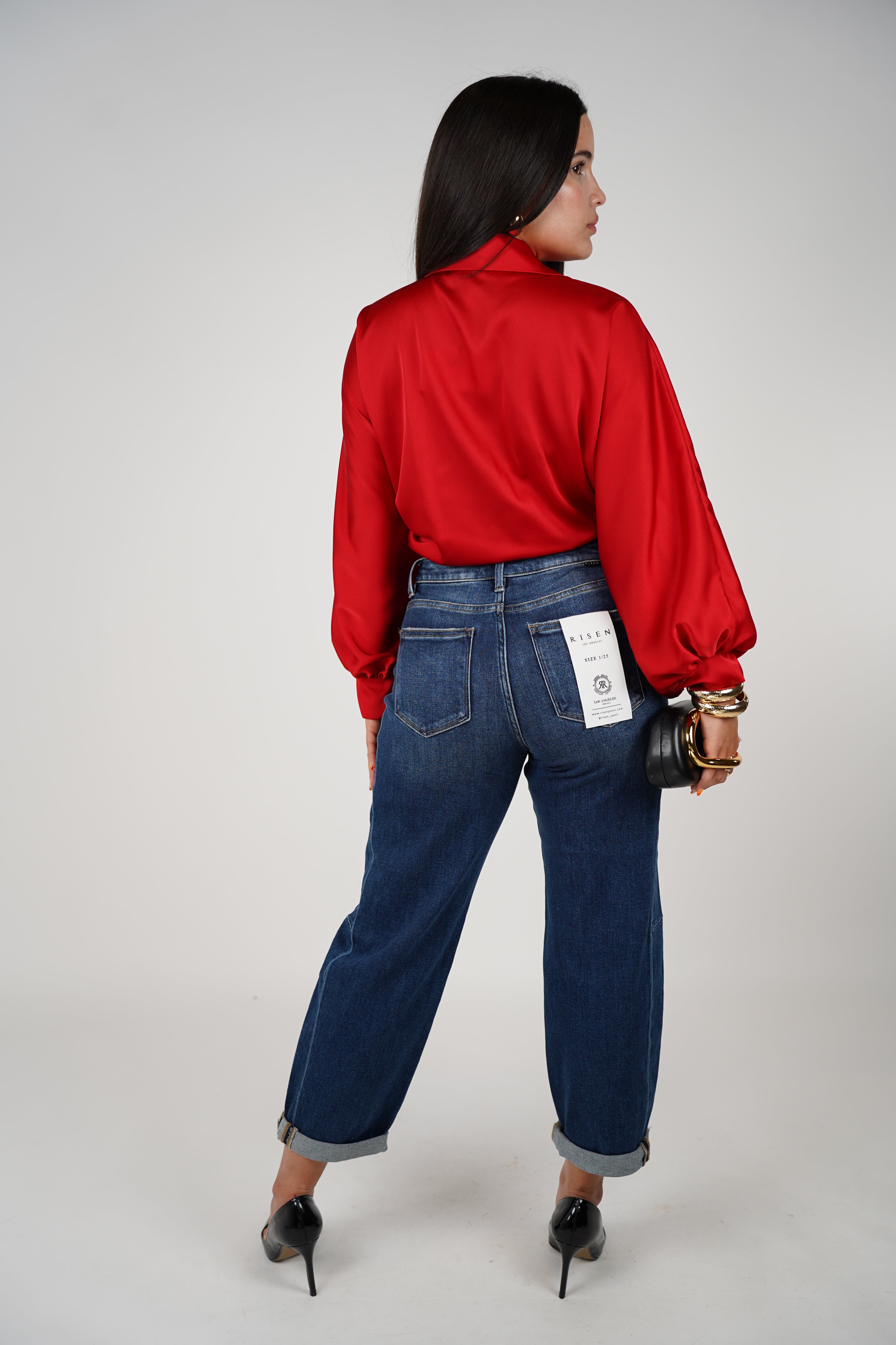 Agatha Silk Blouse – Elegant Shine, Effortless Style