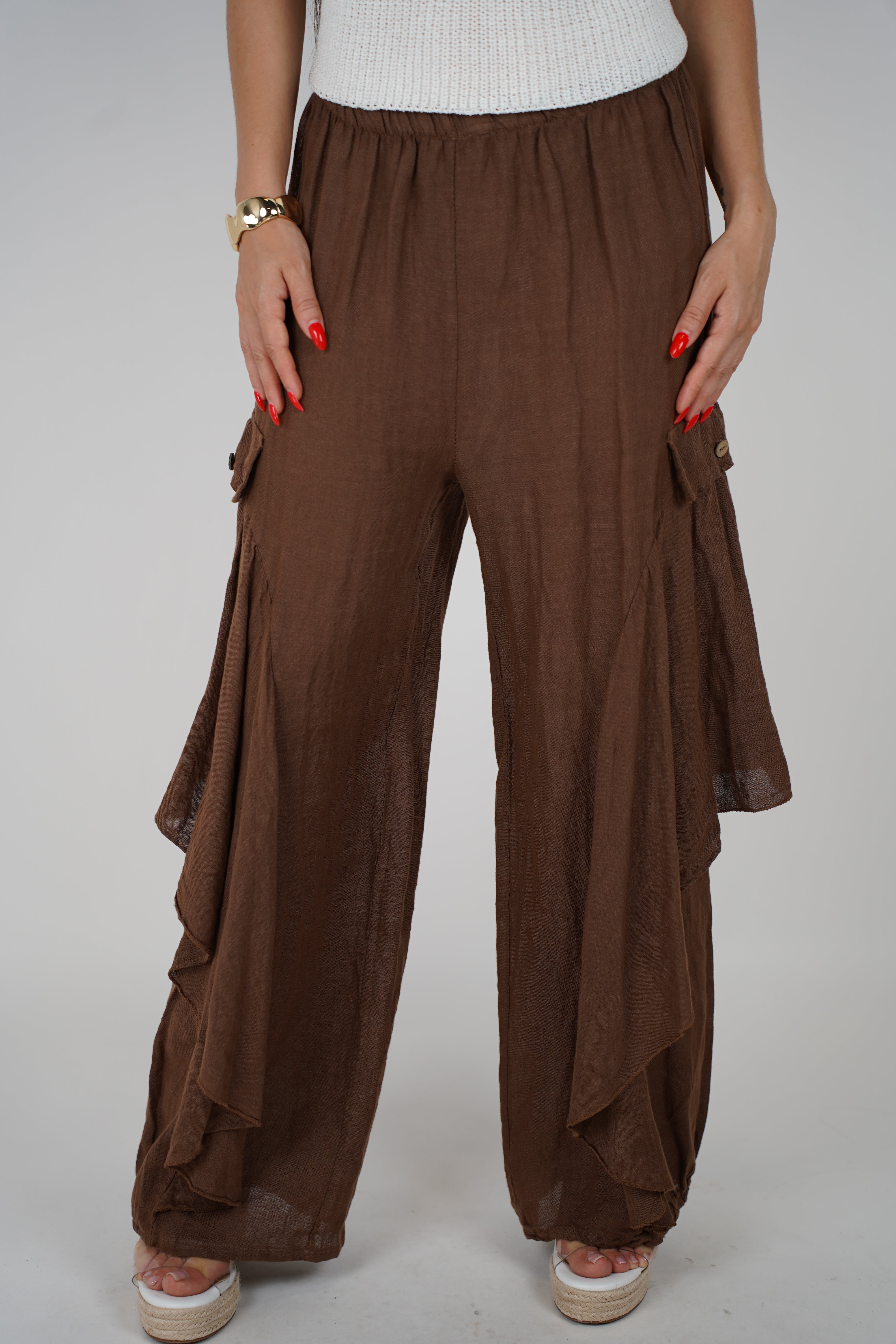 Kale Ruffle Linen Pants – Flowing Comfort with a Unique Edge