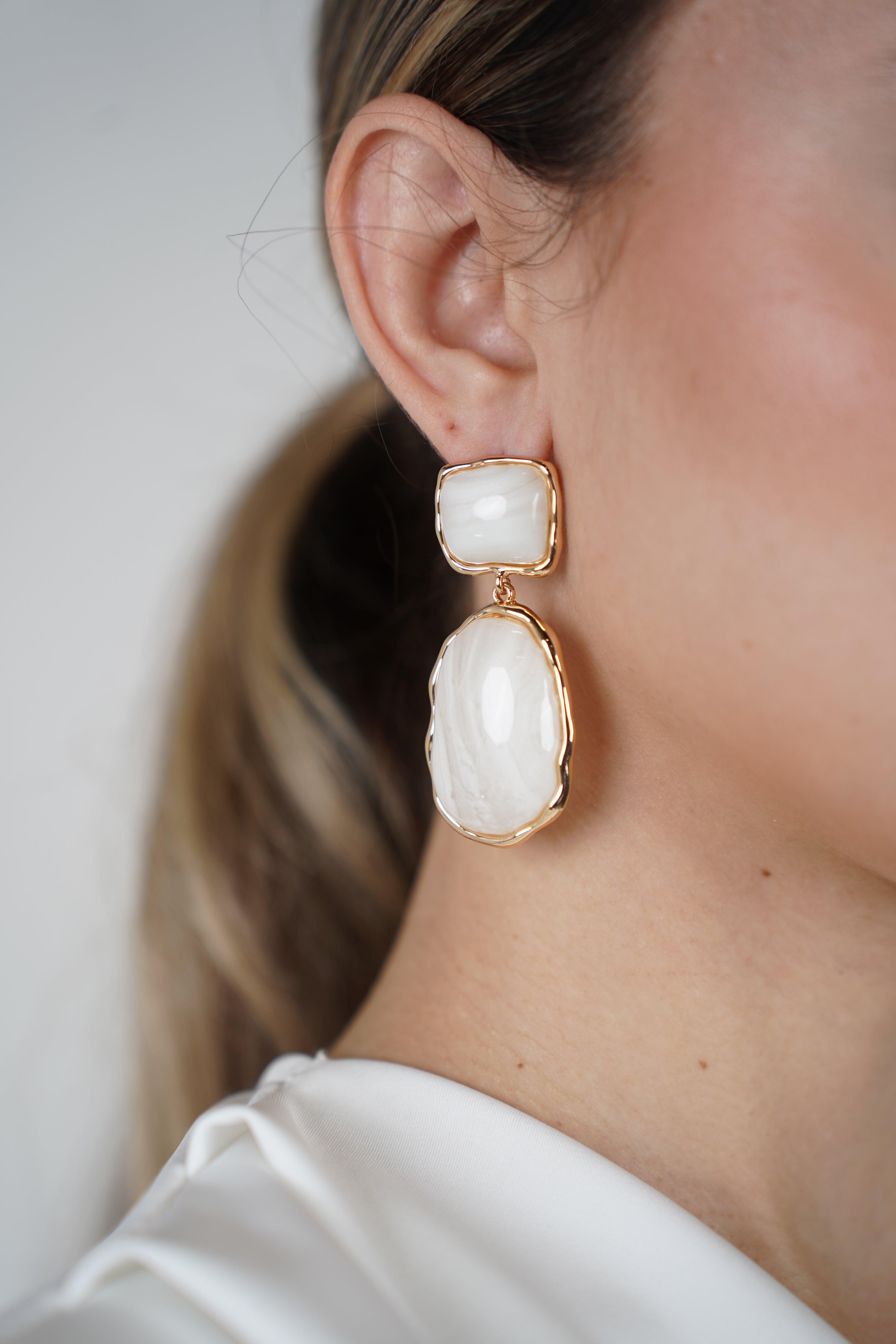 Naylen Dangle Earrings – Iridescent Elegance with Gold Framing