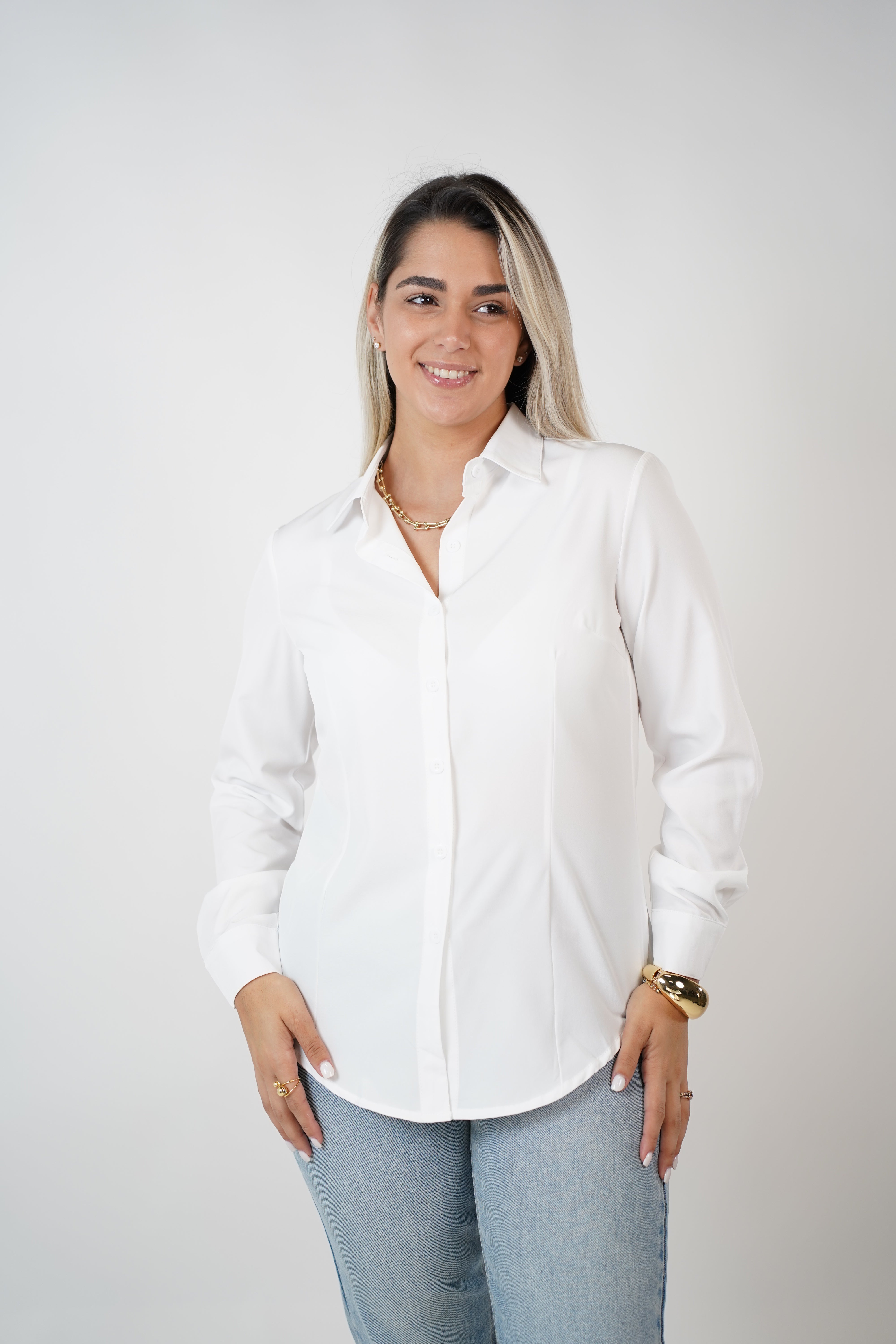 Jovie Button Down – Classic Long-Sleeve White Blouse