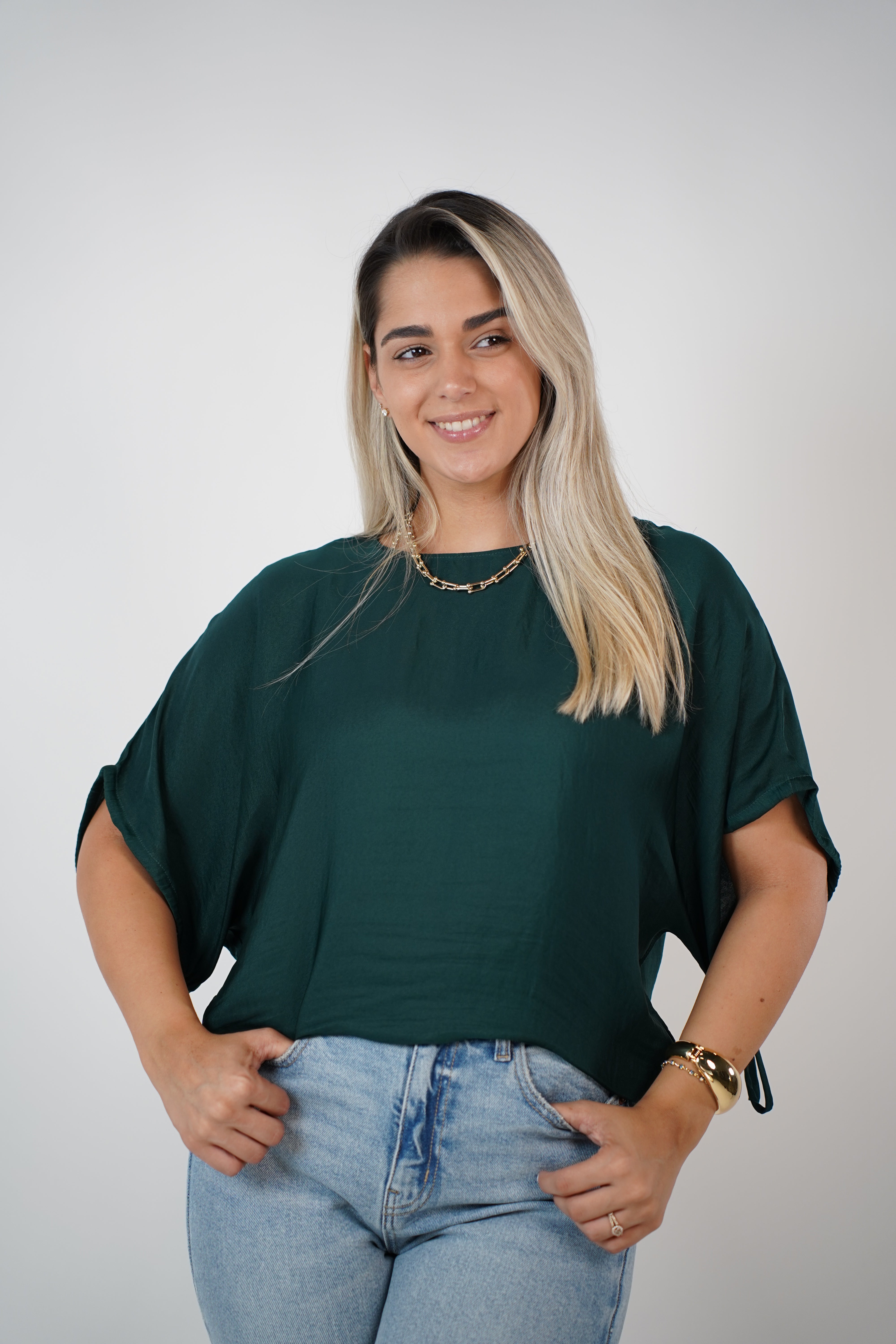 Zovi Flaca Top – Effortless Relaxed Fit Blouse