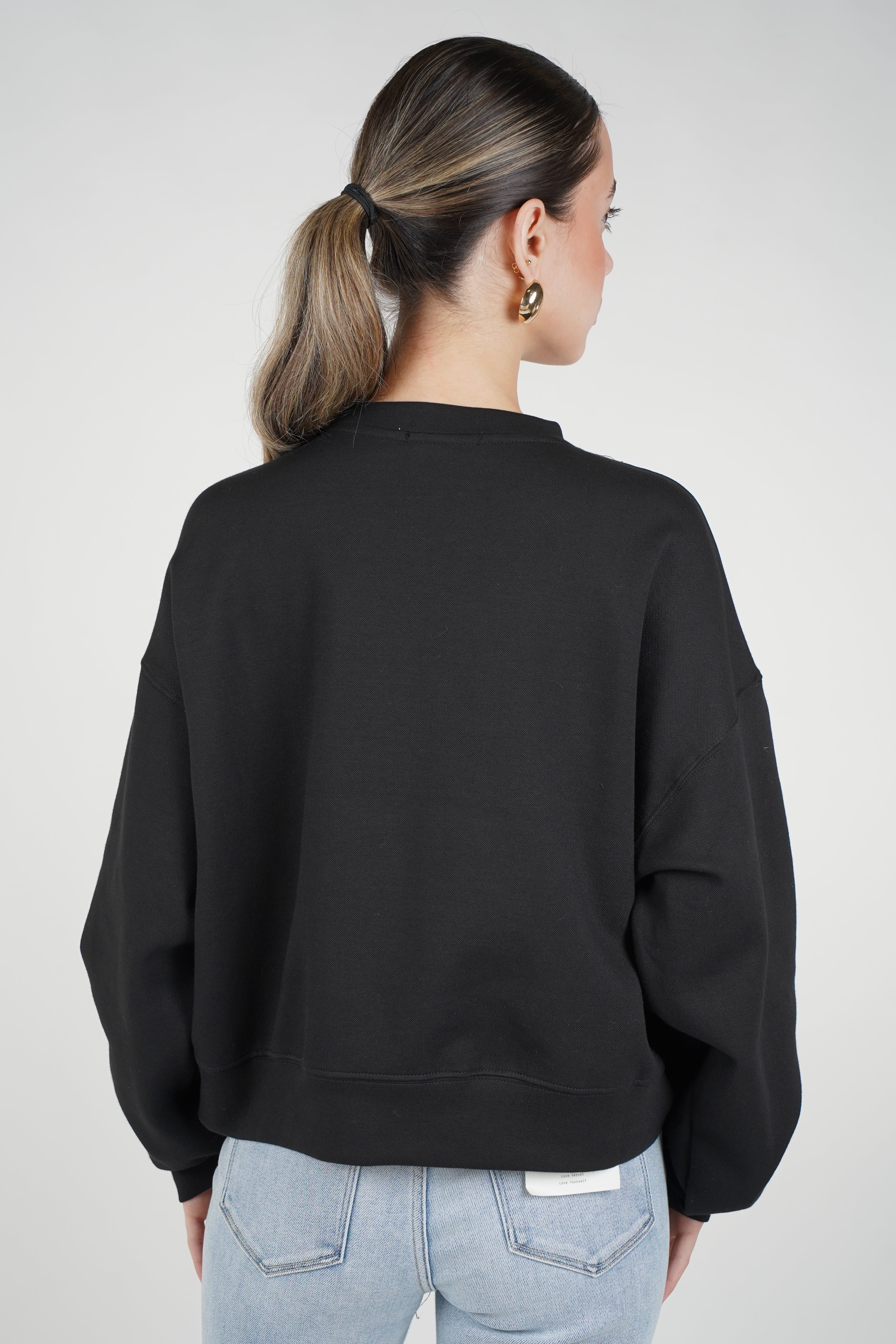 Snuggle Love Bear Sweater – Cozy Cute Heartfelt Graphic