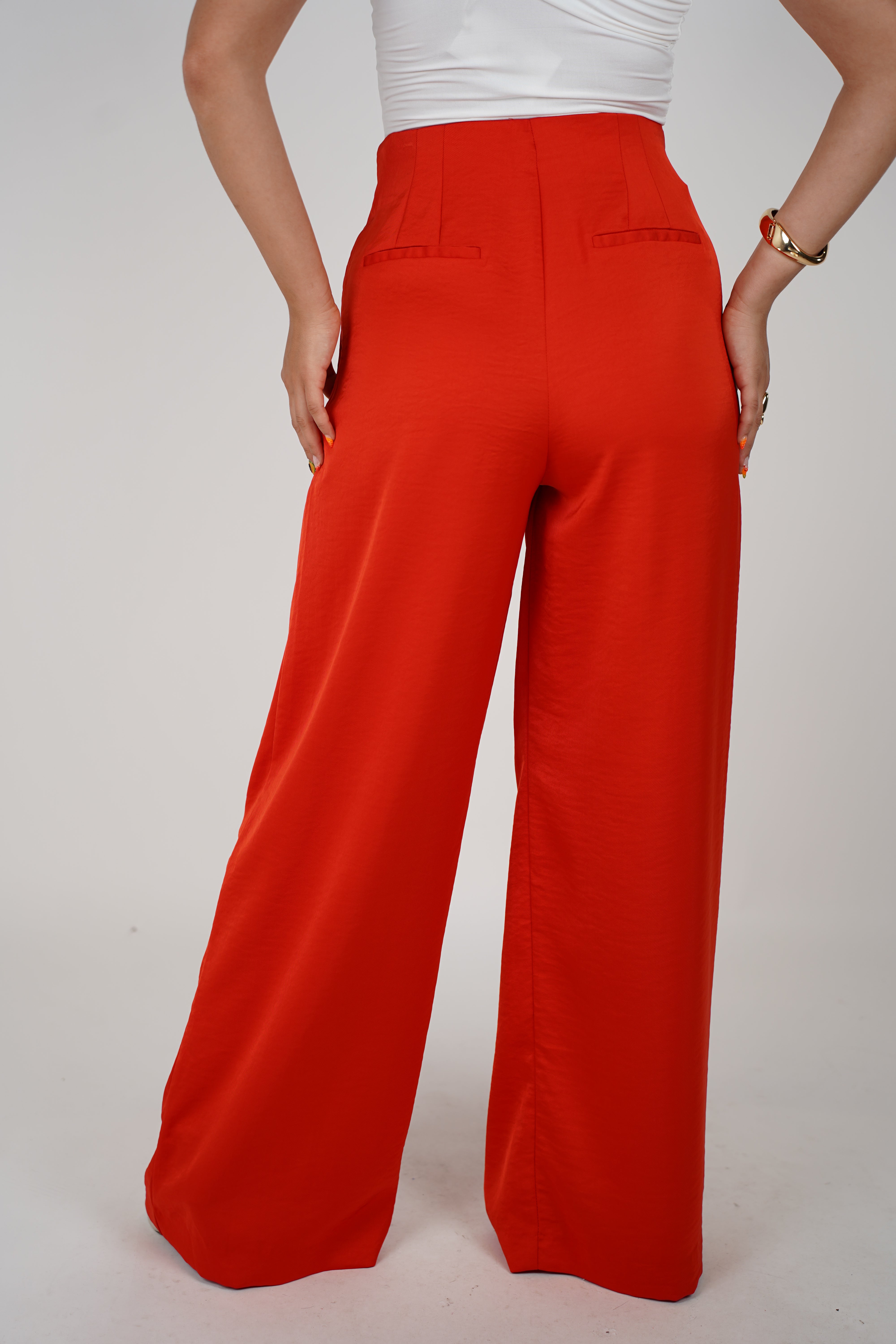 Shofie High-Waisted Wide-Leg Trousers – Statement Style with Tailored Elegance