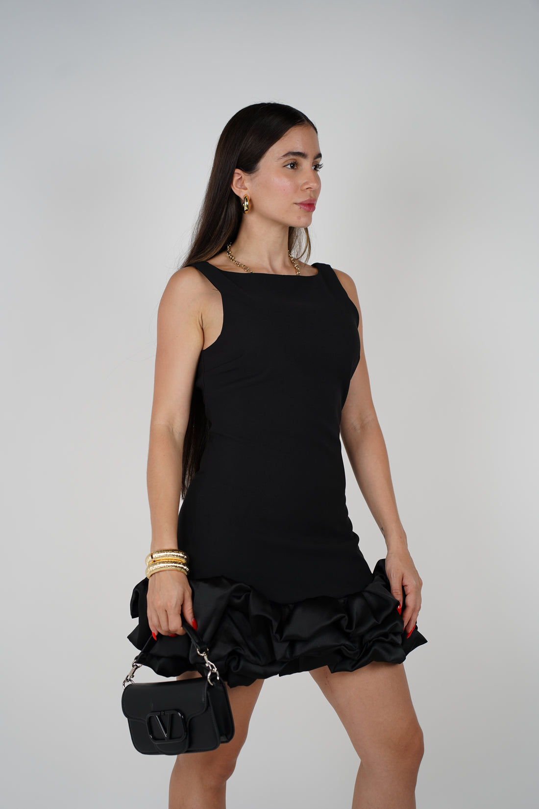 Isabel Mini Dress – Sleek Silhouette with Dramatic Ruffle Hem
