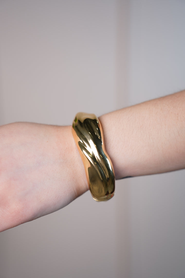 Haileycita Gold Sculptural Bracelet – Bold Statement Cuff with Modern Wave Design - Carema Boutique