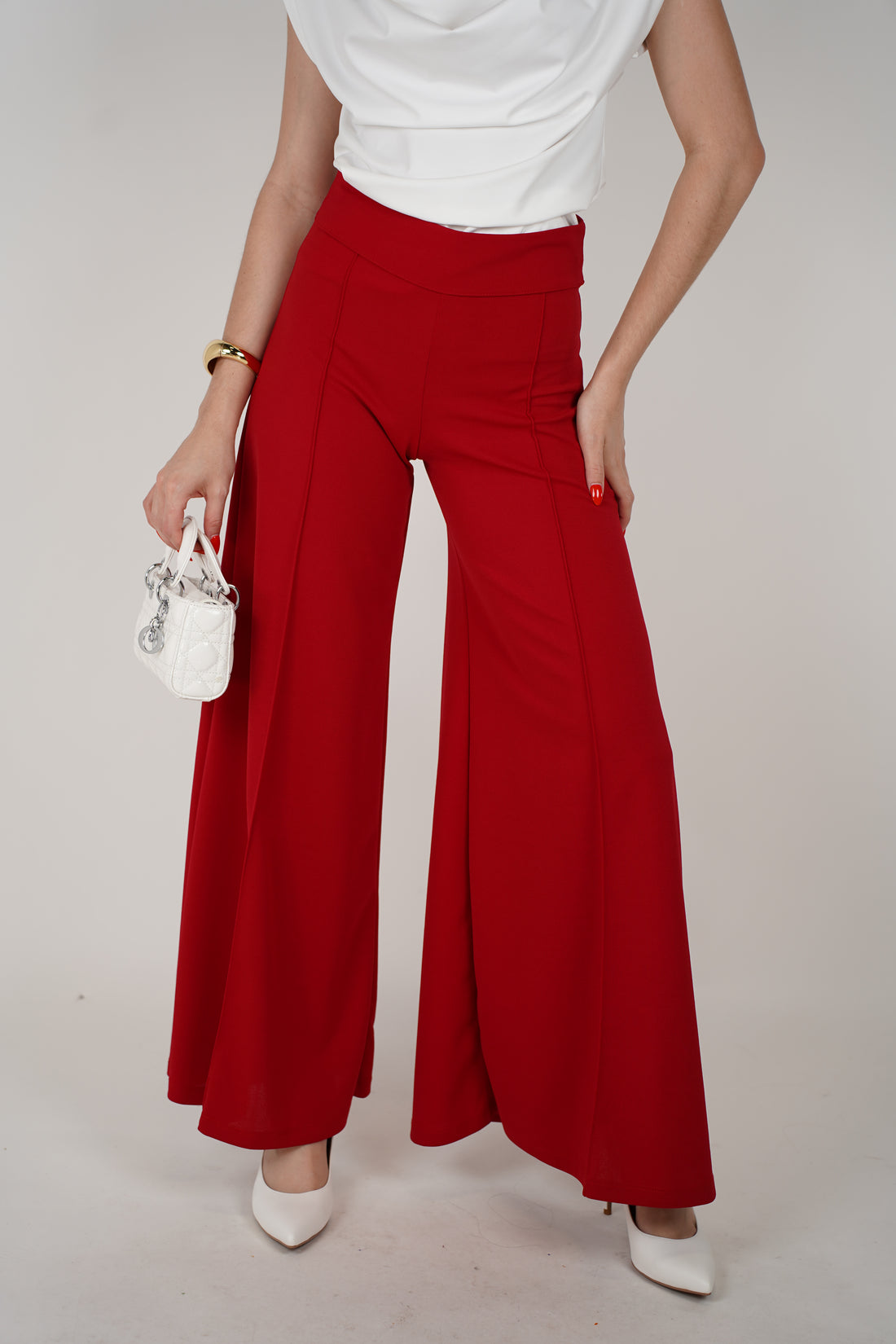 Fortunata Pants – Bold Elegance in Motion