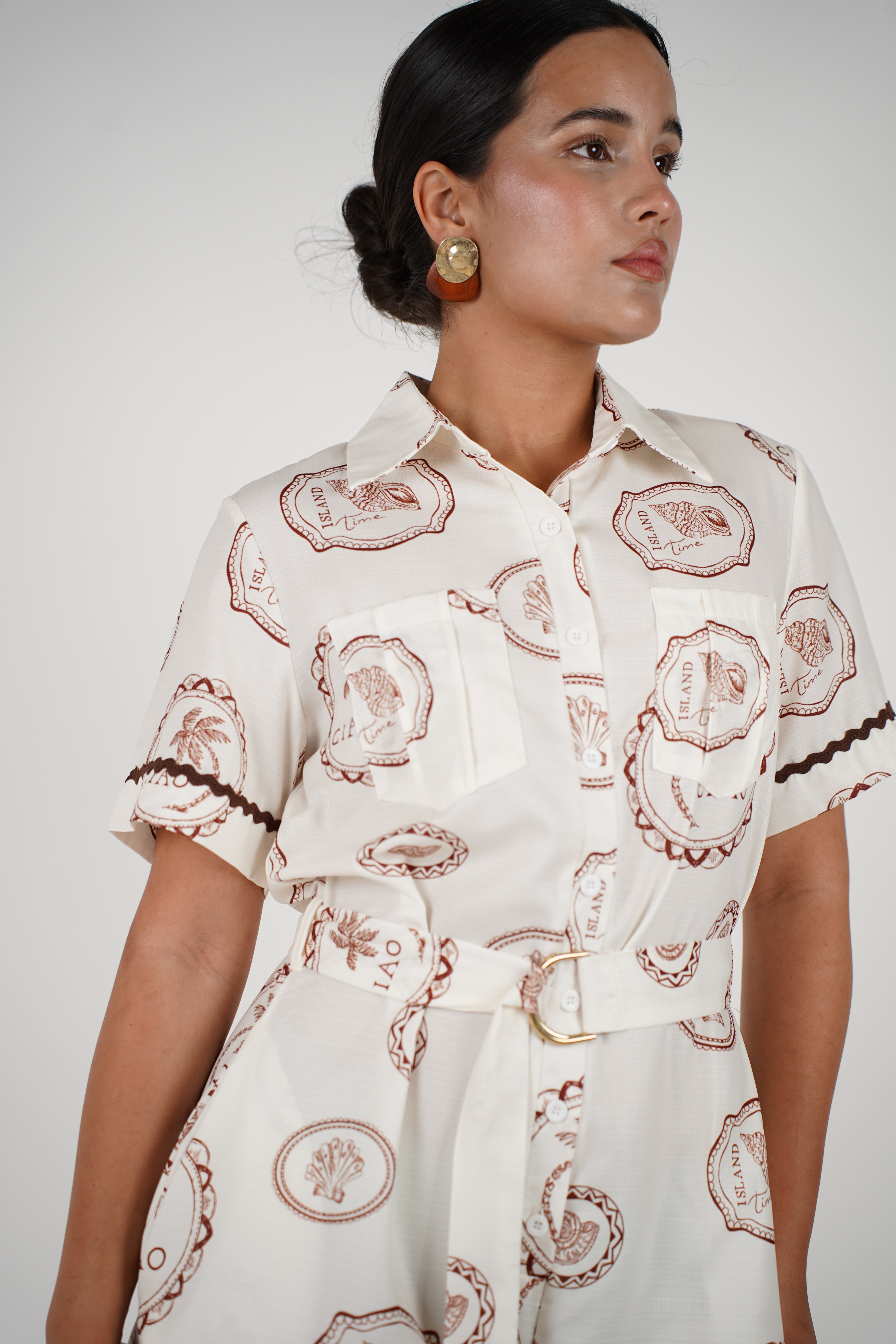 Kaelis Shells Romper – Coastal Charm Meets Everyday Ease