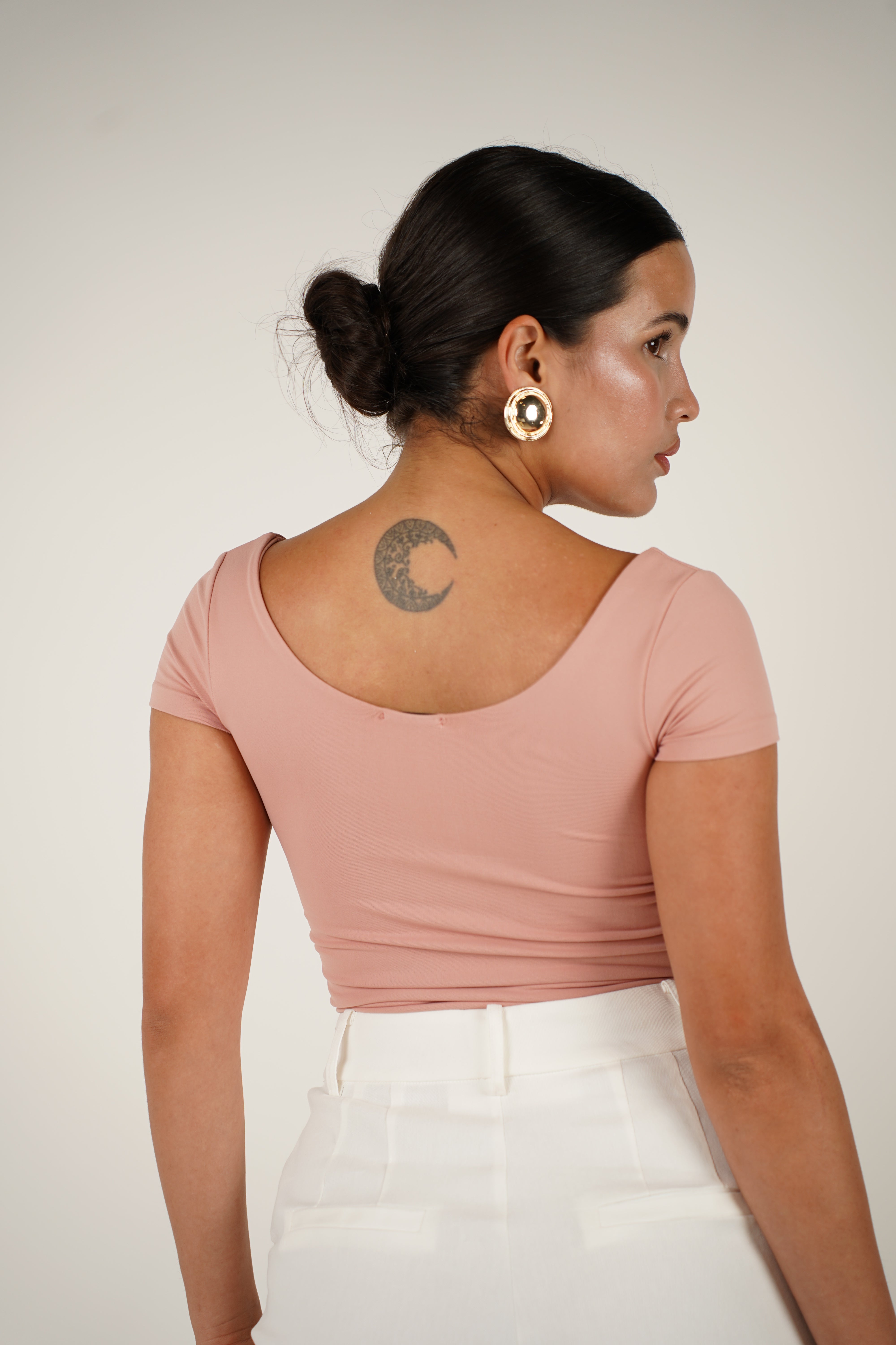 Zorell Short Sleeve Basics – Sleek, Soft, Everyday Essential