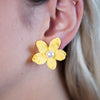 Nia Flower Earrings – Textured Petal Studs with Pearl Center