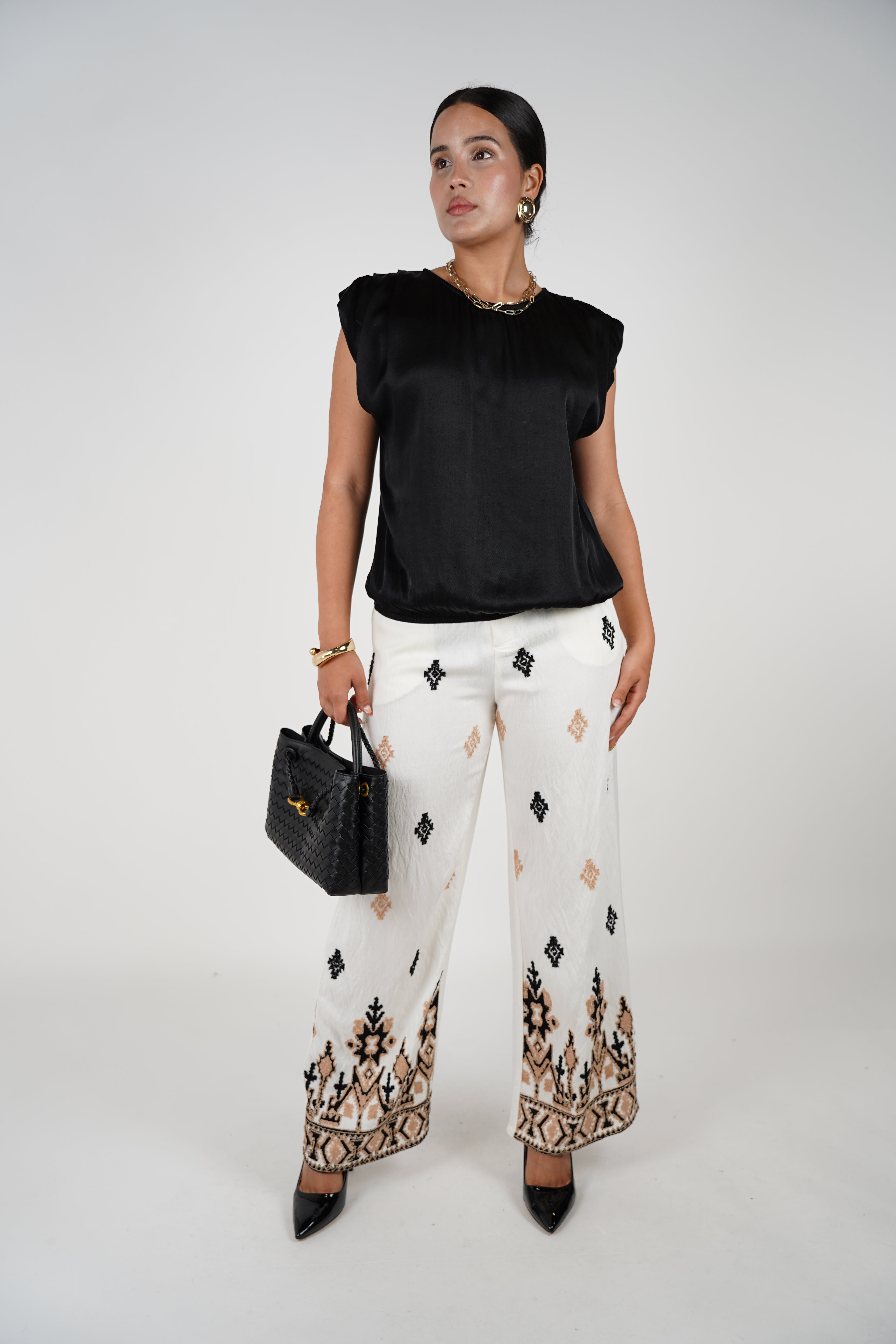 Caleni Silk Blouse – Effortless Satin Elegance