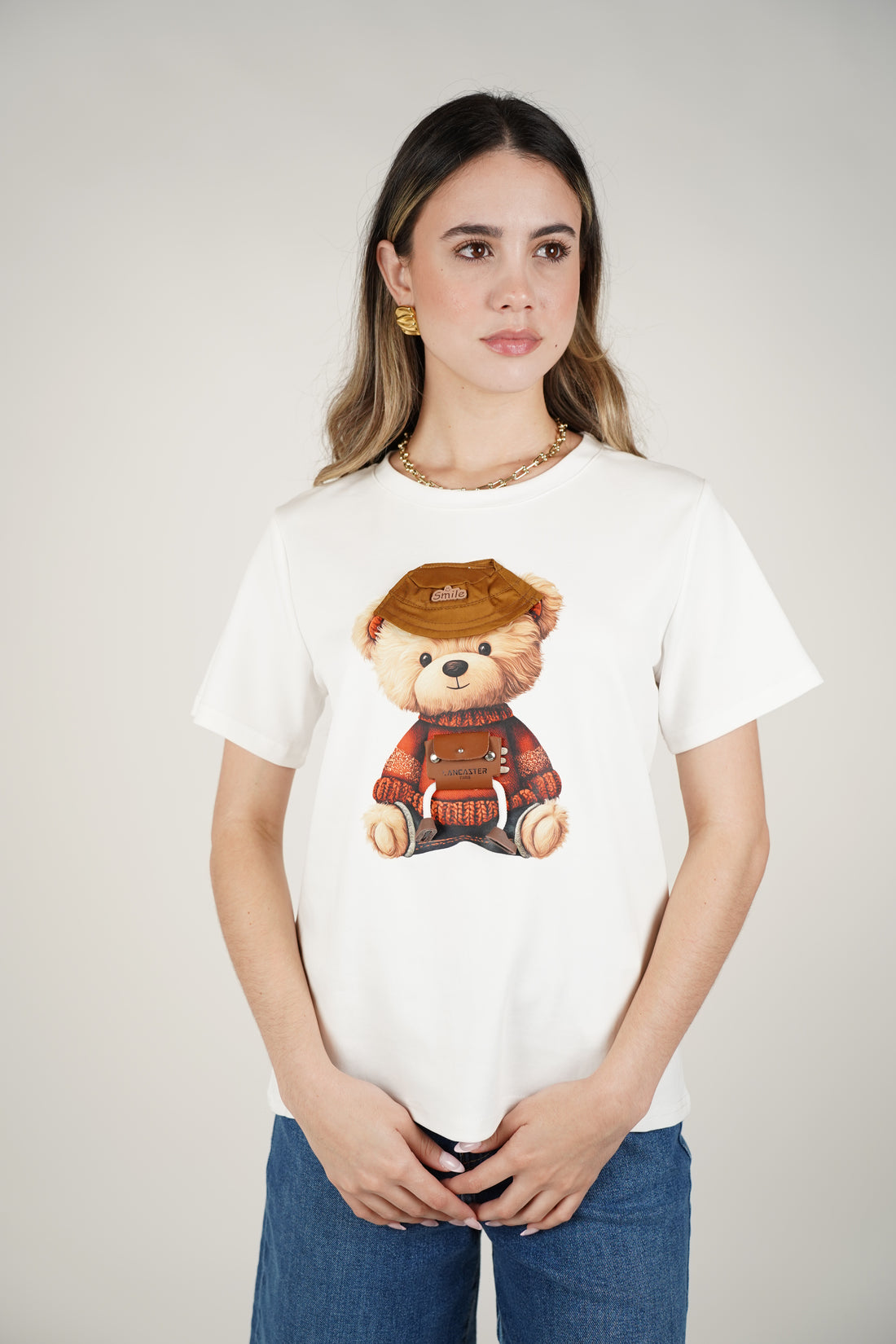 Isola Bear T-Shirt – Graphic Tee (Black & White)