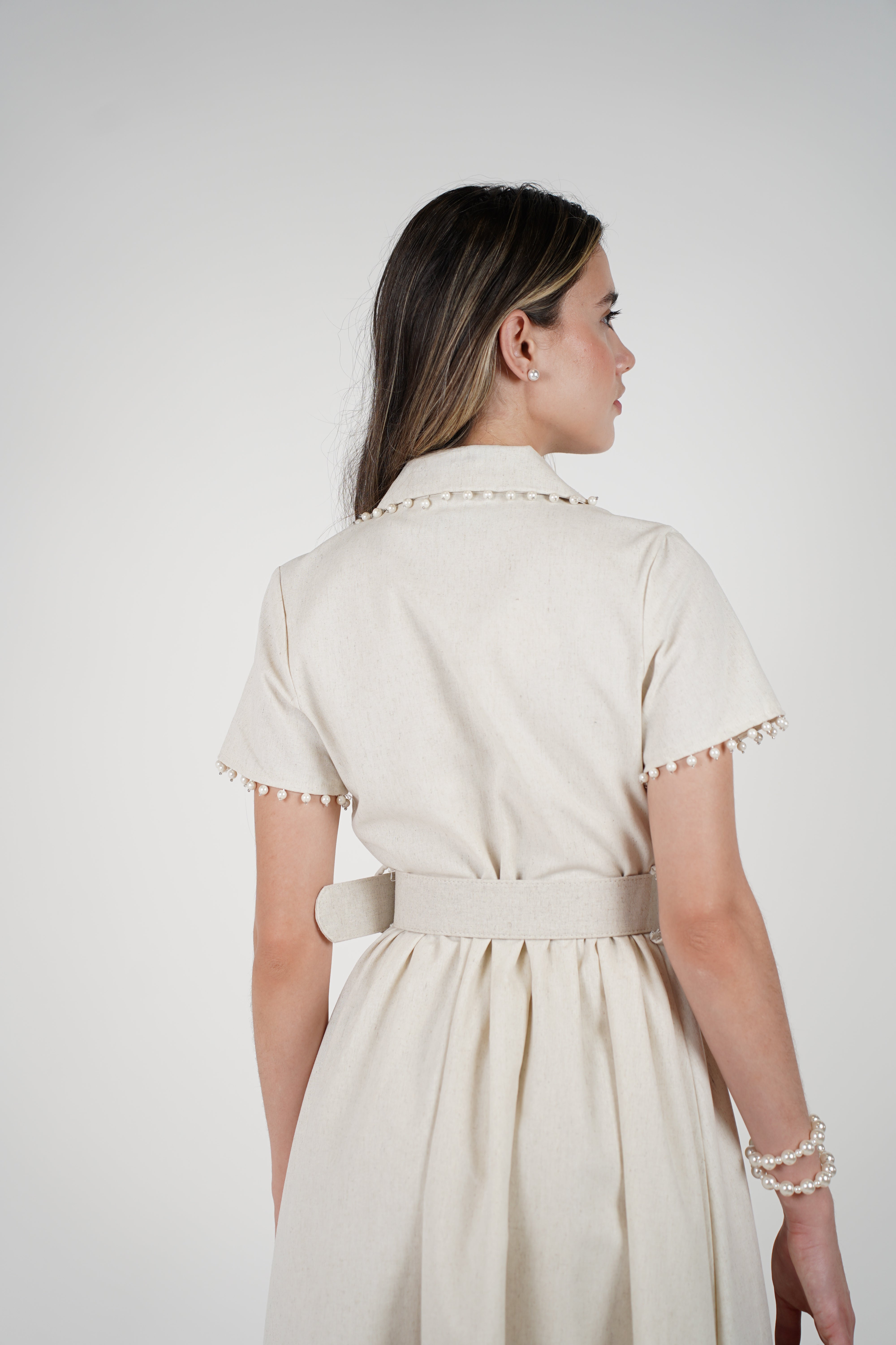 Vana Pearl Maxi Dress – Elegant, Polished, and Uniquely Feminine