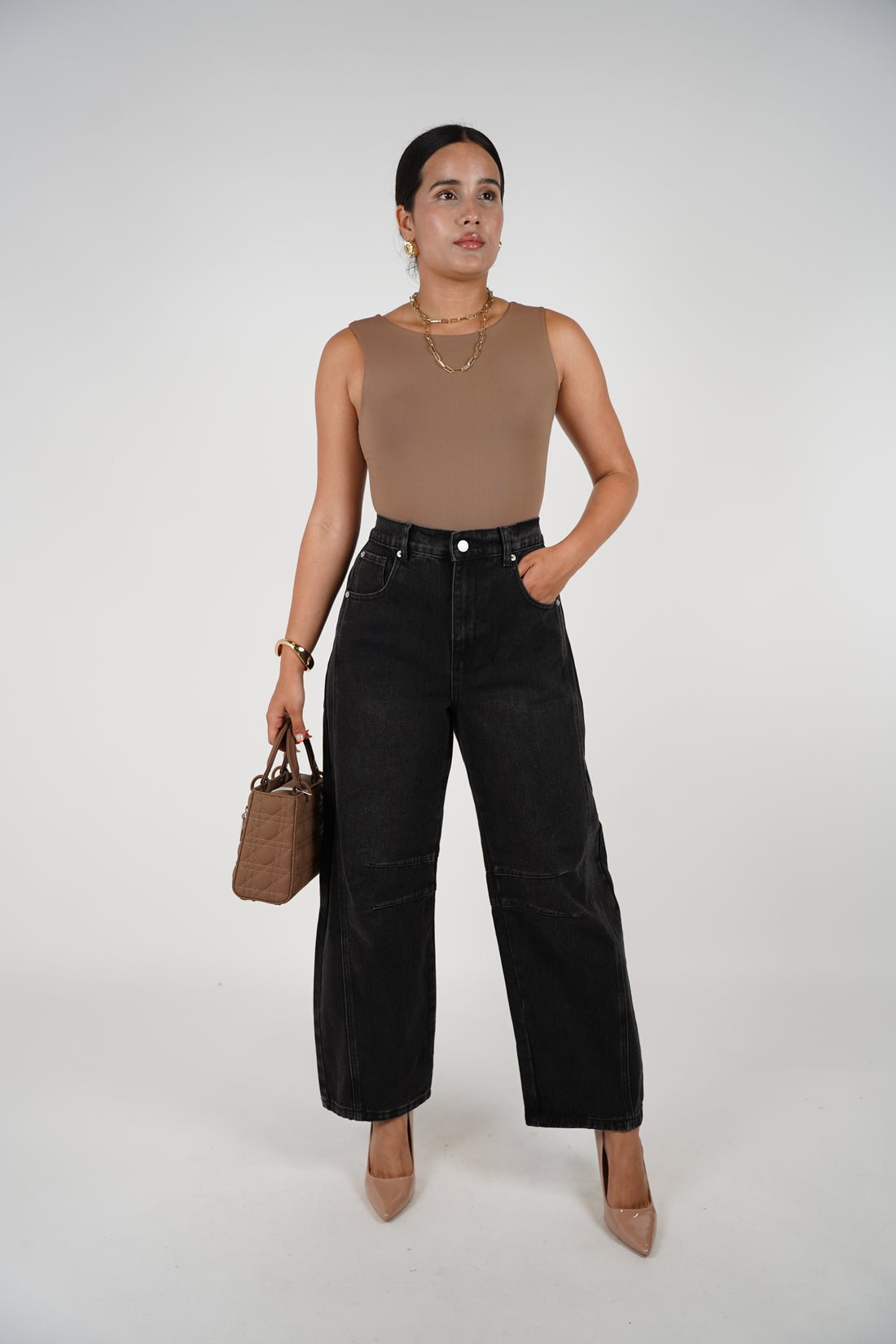 Meli Barrel Jeans – Sleek, Sculpted & Street-Chic