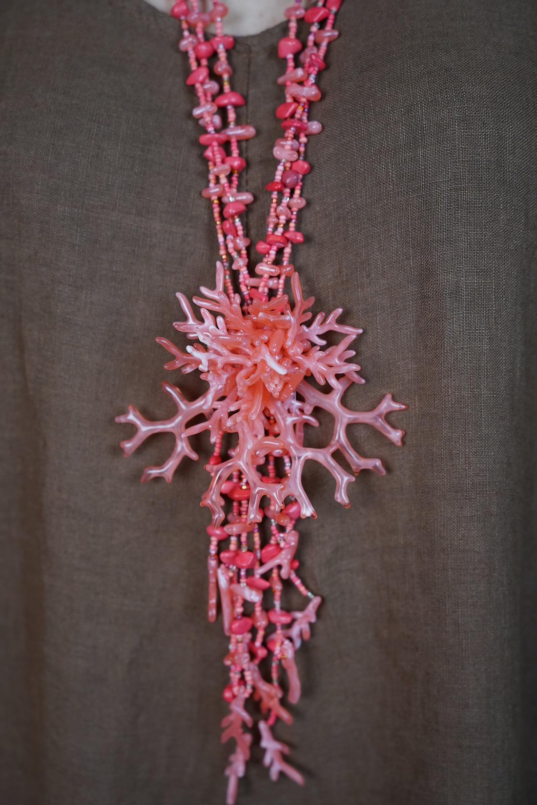 Dusk Oversized Coral Necklace – Bold, Beachy & Unforgettable