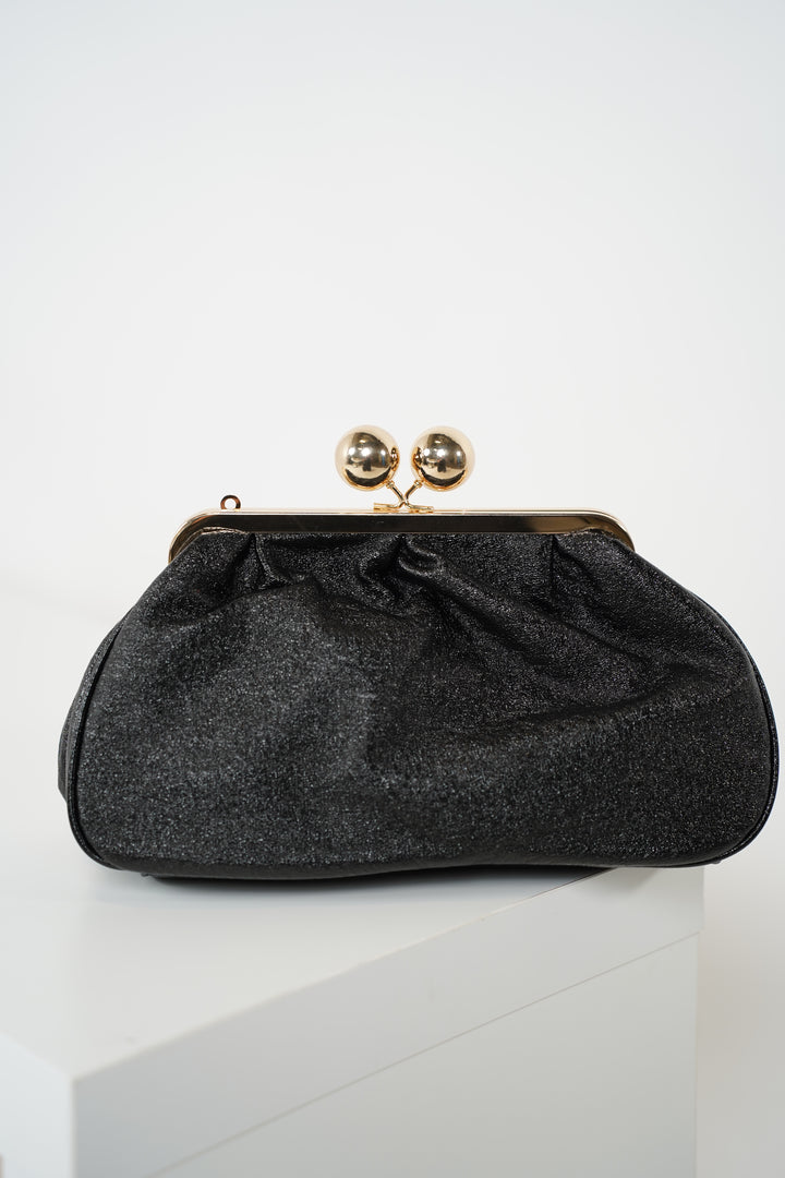 Elexia Metallic Clasp Clutch – Classic Glamour Meets Modern Minimalism