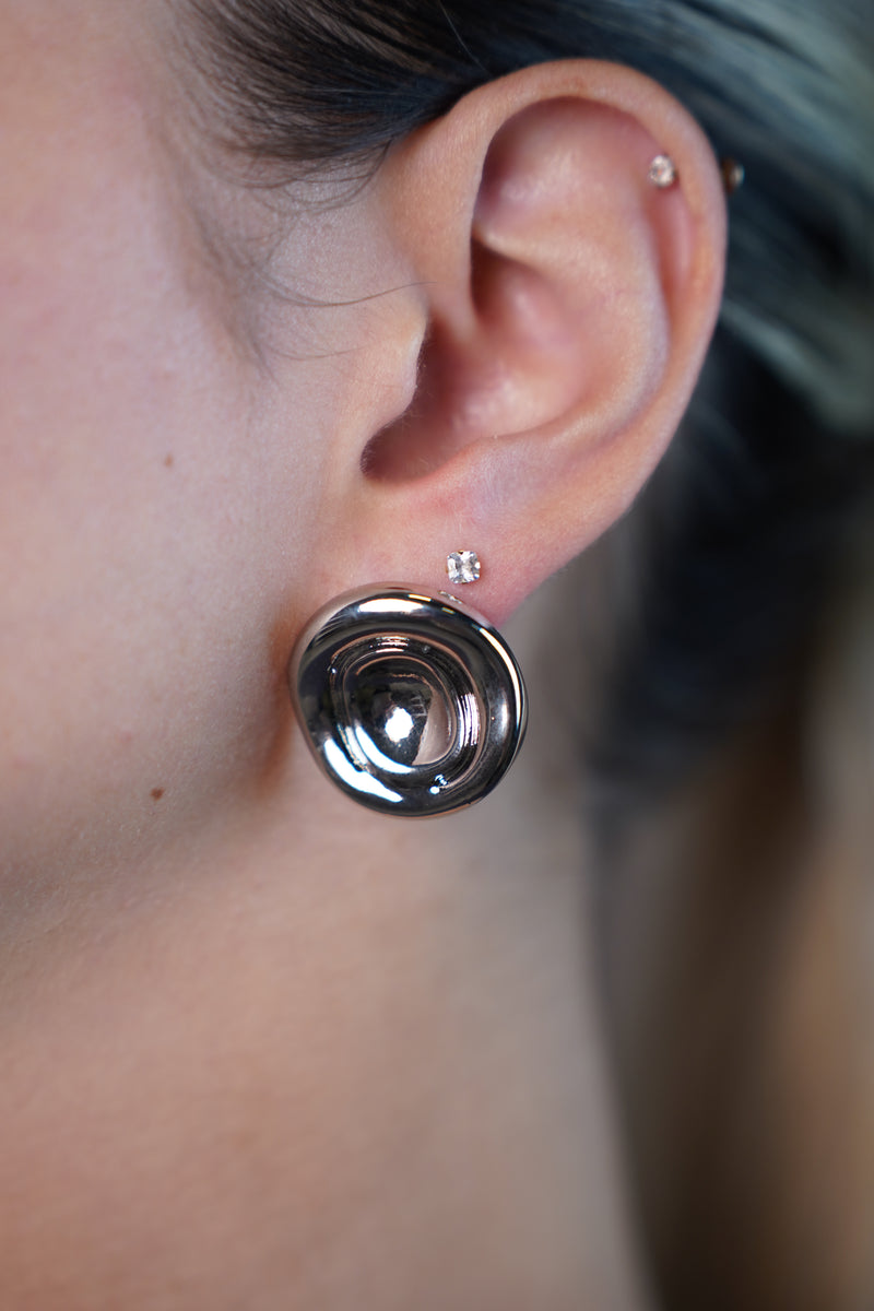 Anabel Sculpted Dome Earrings