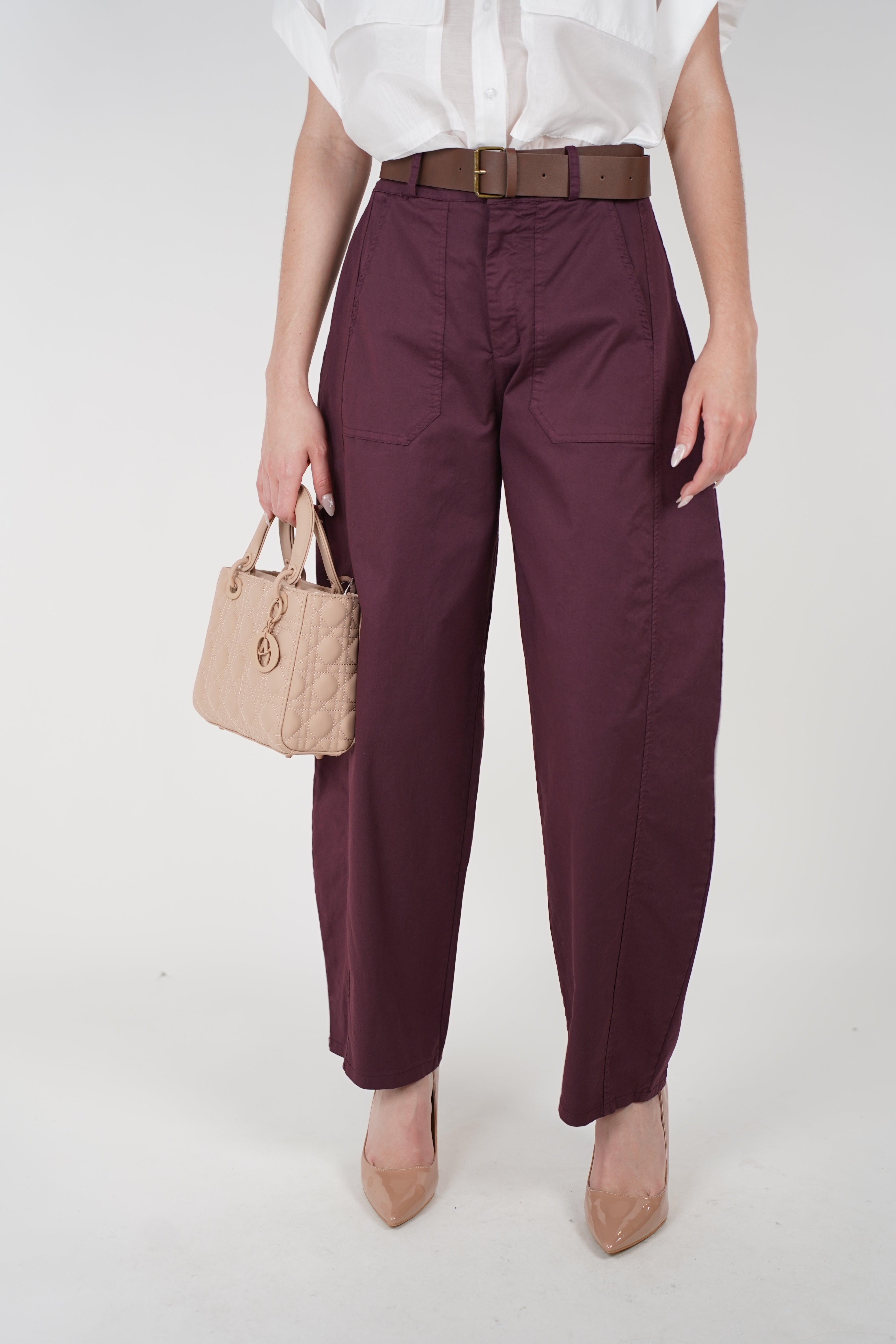 Jasa Belted Pants – Effortless Style with a Structured Fit