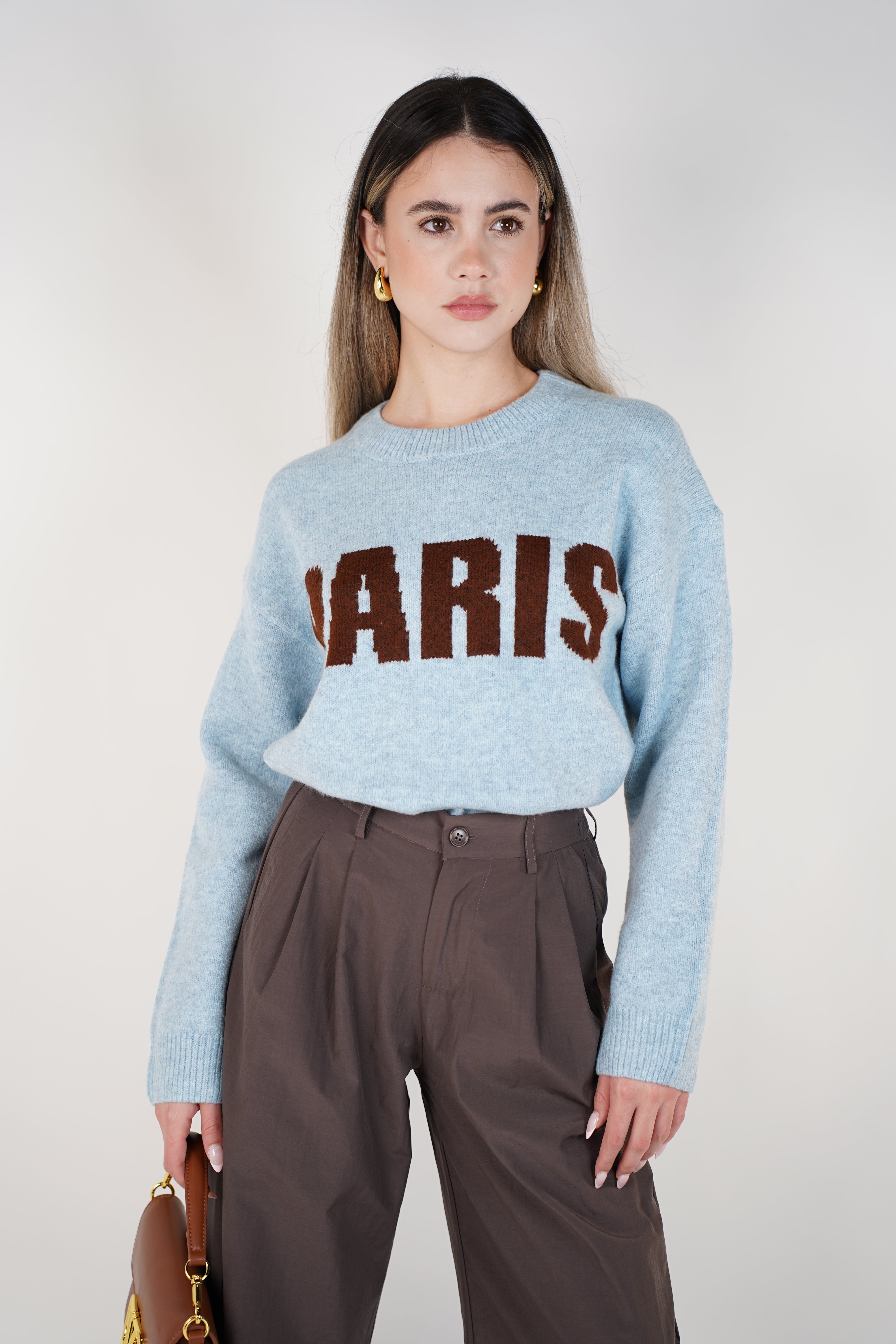 Doris Paris Sweater – Cozy, Chic, and Effortlessly Parisian