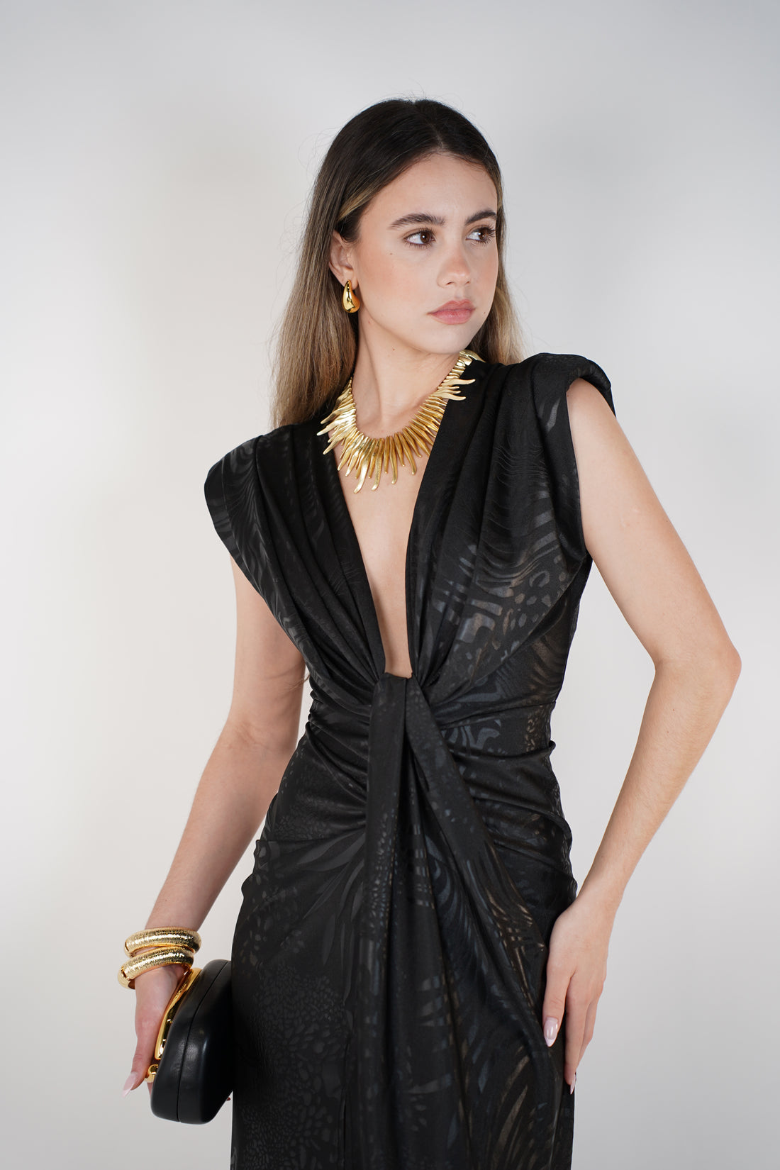 Nareem Textured Midi Dress – Sophisticated, Sultry, and Timelessly Elegant