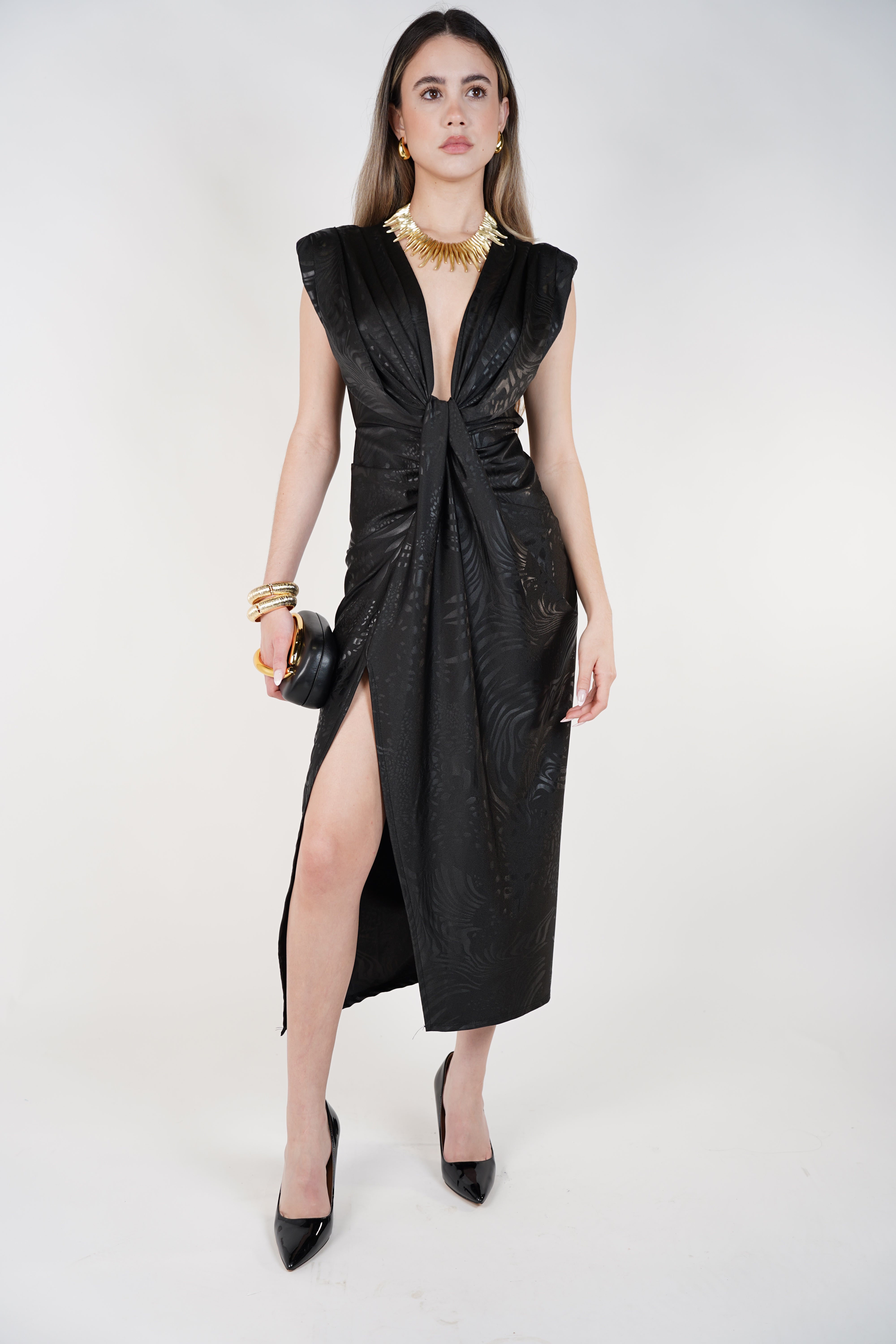 Nareem Textured Midi Dress – Sophisticated, Sultry, and Timelessly Elegant
