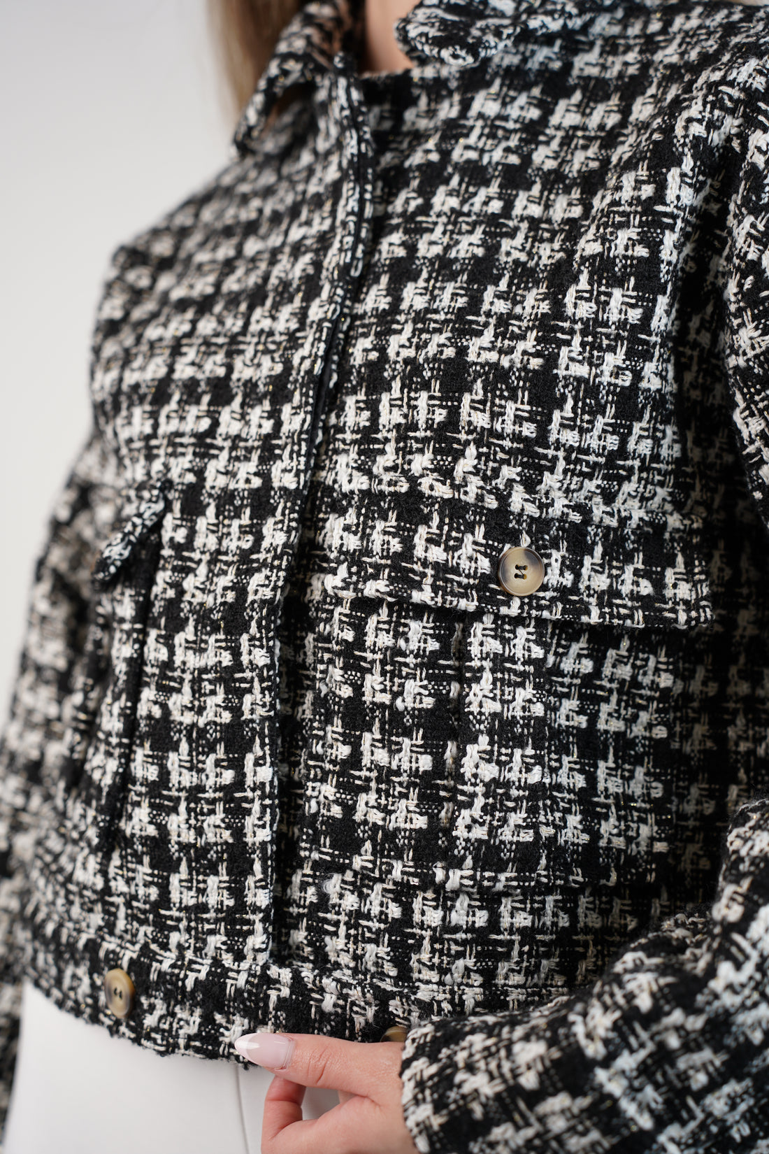 Javie Tweed Cropped Jacket – Parisian Chic, Modern Edge