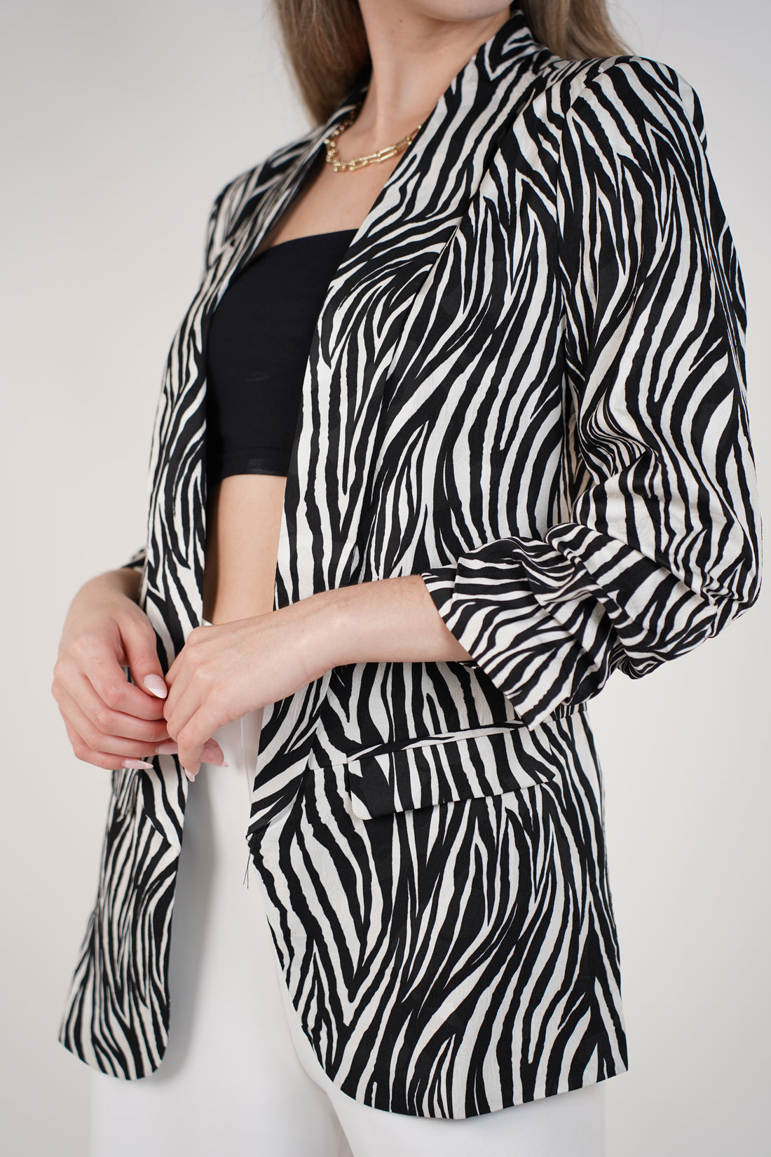 Raviel Zebra Blazer – Fierce Elegance, Effortlessly Chic