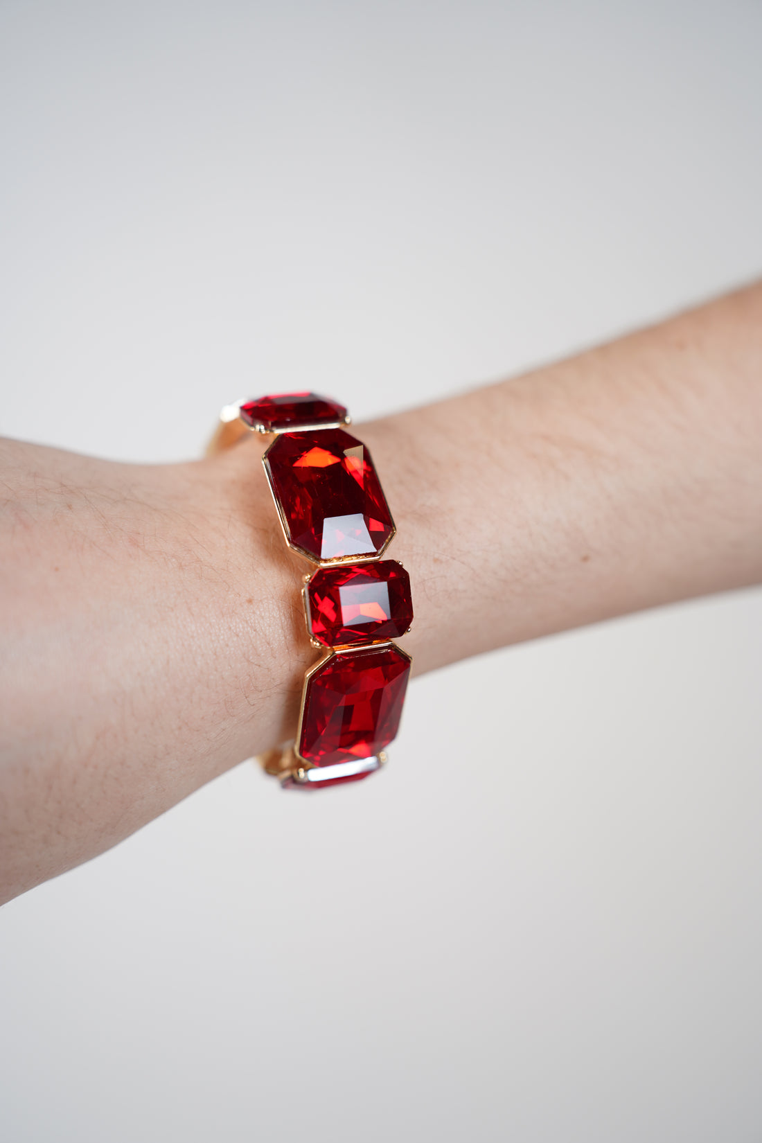 Jorey Elegant Bracelet – Bold Sophistication in Every Detail