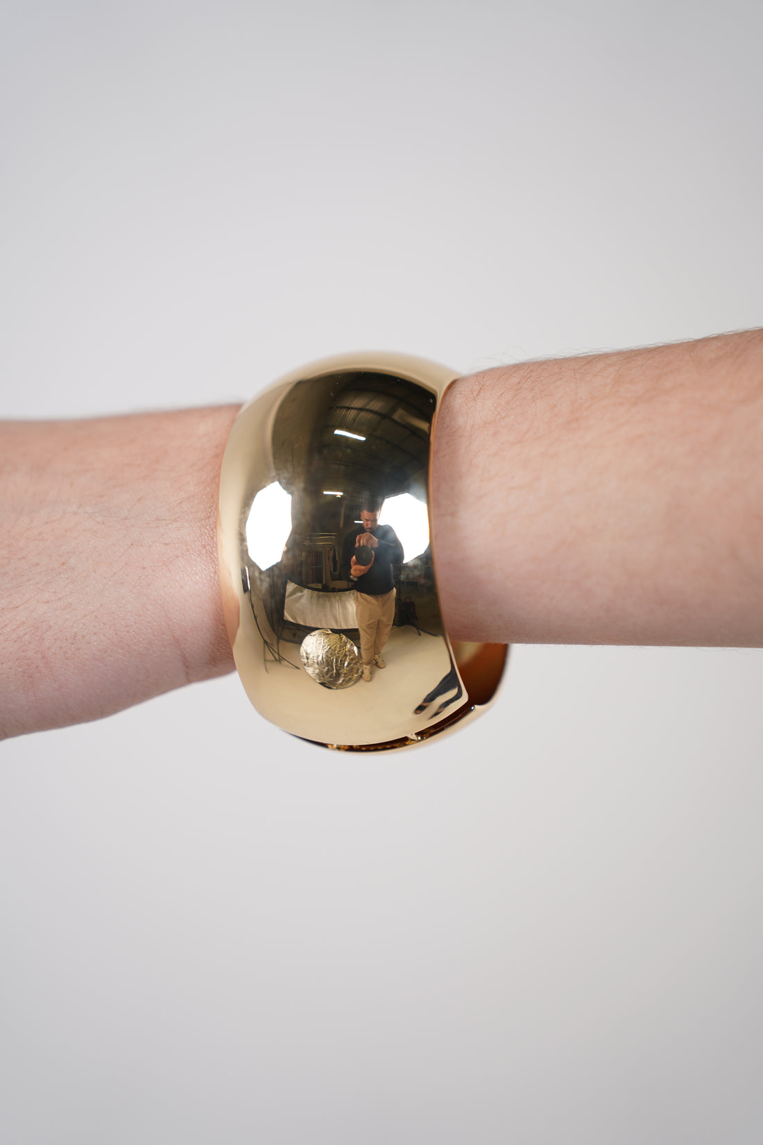 Jove Smooth Thick Bracelet – Sleek, Sculptural, and Bold