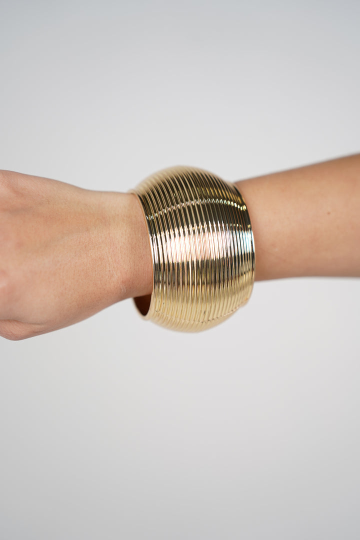 Arix Lined Thick Bracelet Cuff