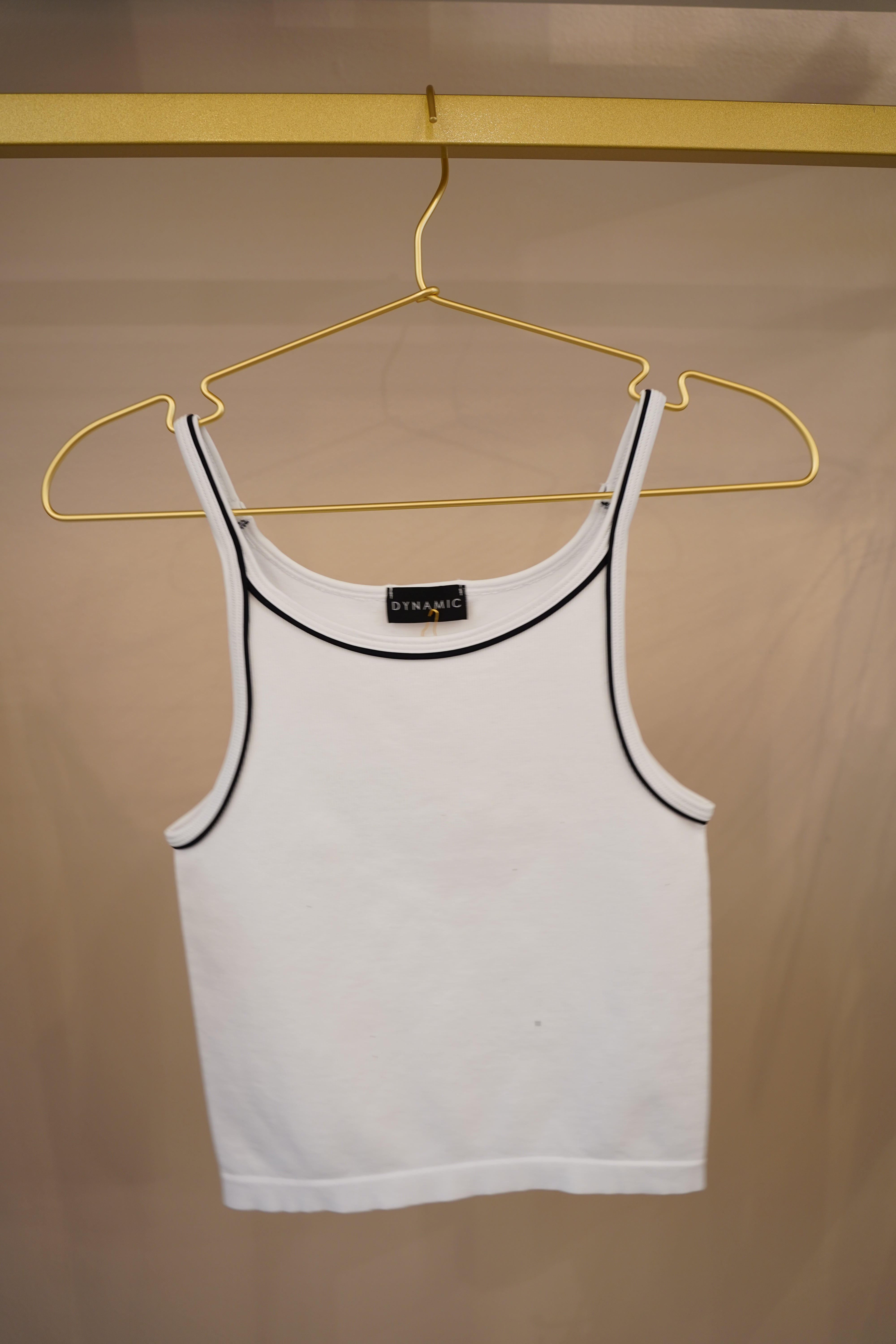 Zava Ribbed Basics – Sleek Stretch Everyday Tank