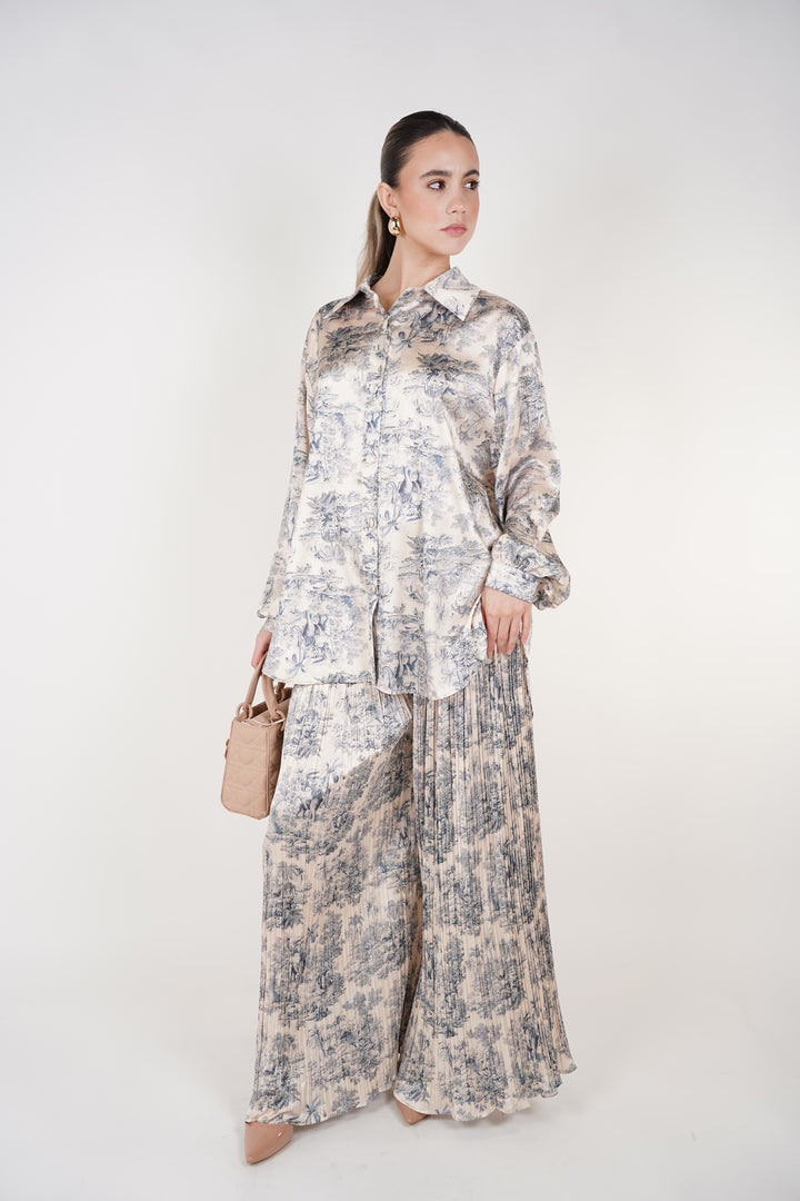 Lurea Stamped Pants Set | Silky Printed Two-Piece Outfit