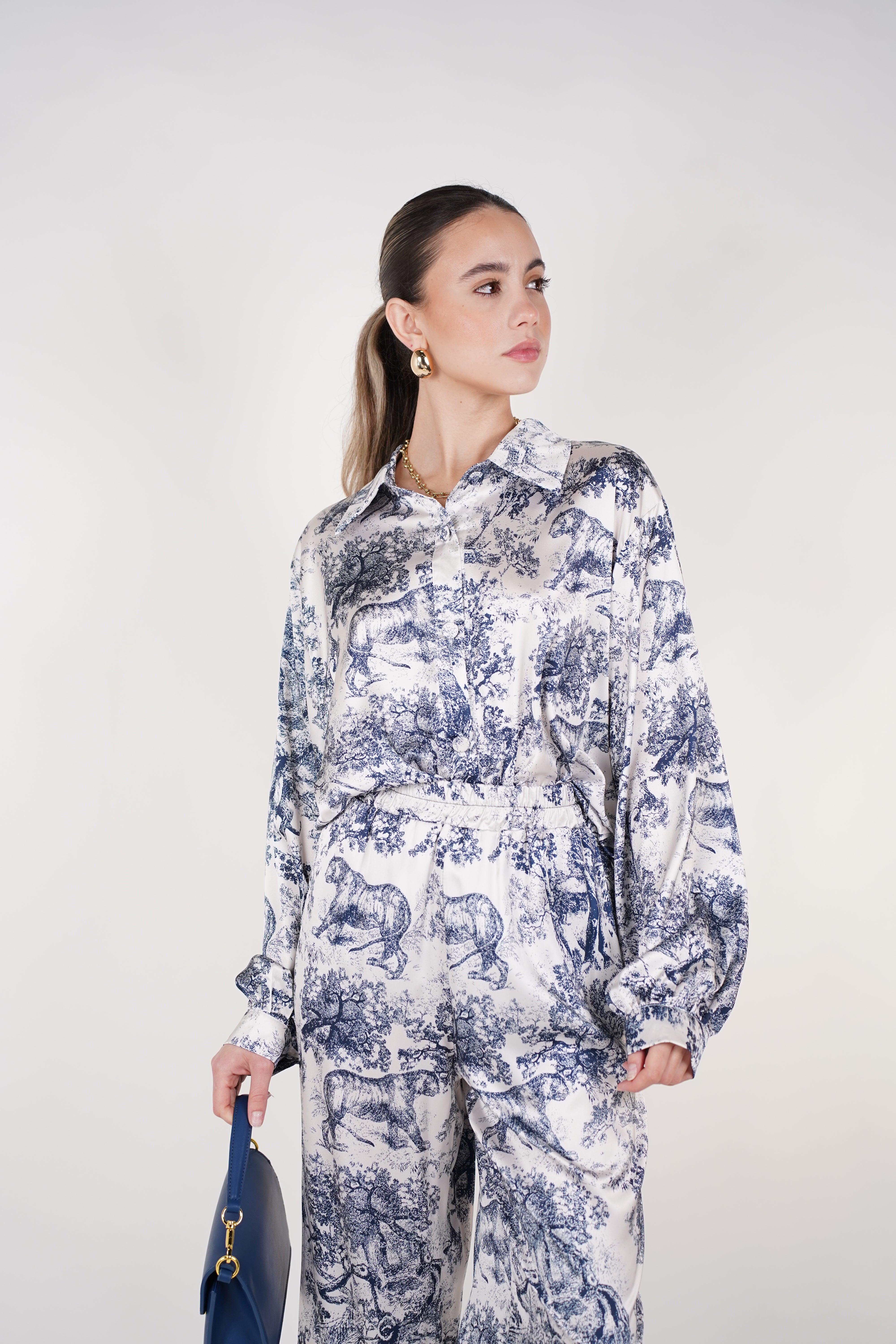 Maviel Stamped Pants Set | Blue Toile Print Two-Piece Outfit