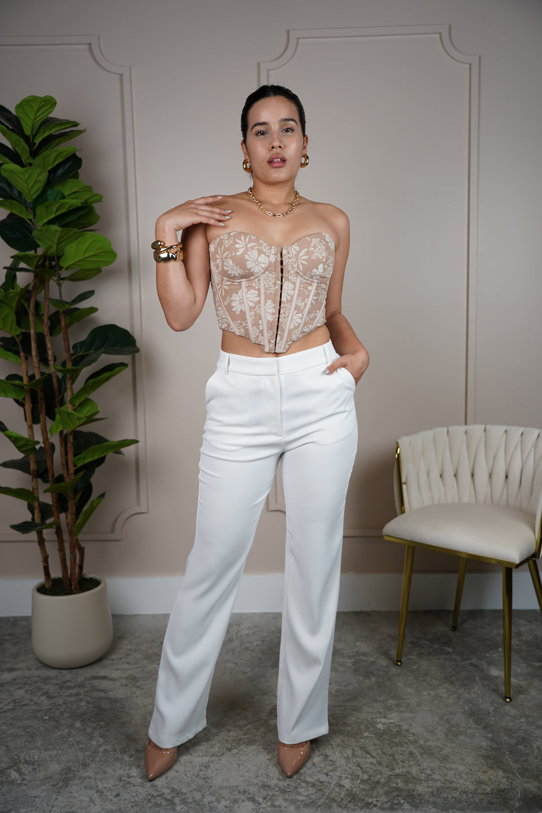 Yeli Corset Top – Nude Floral Boned Corset for a Structured, Romantic Look