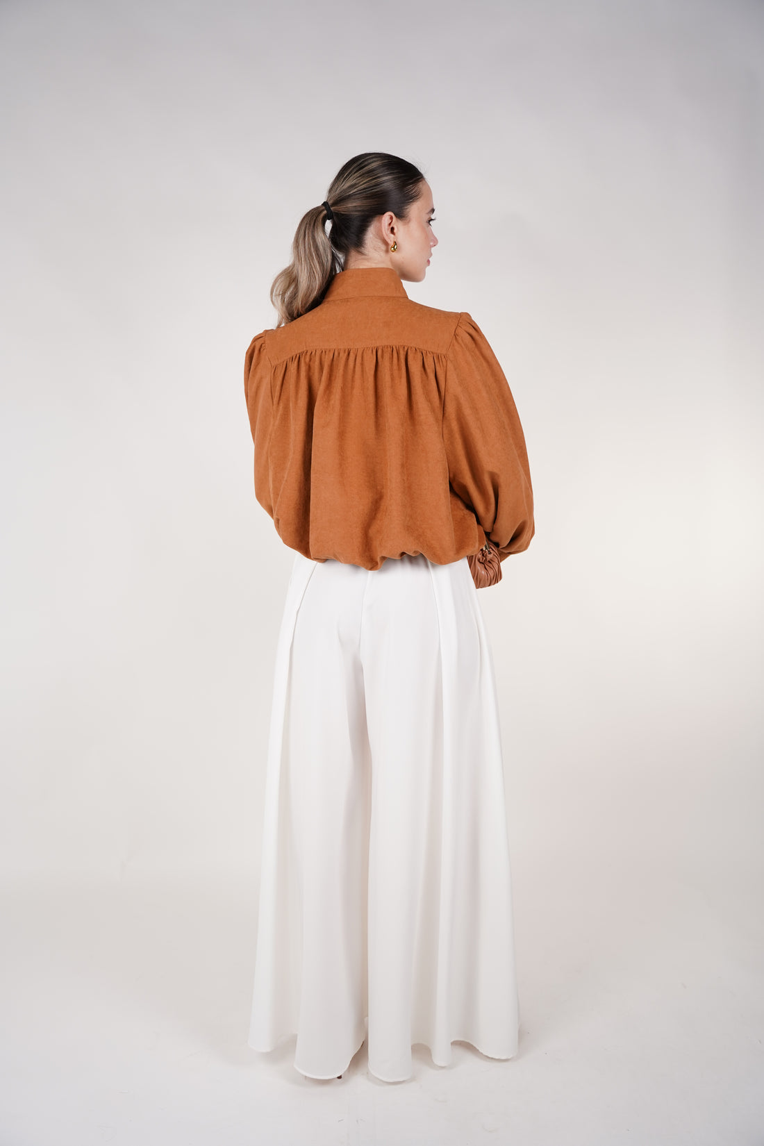 Norelia Palazzo Pants – Flowy High-Waist Silhouette for Effortless Chic