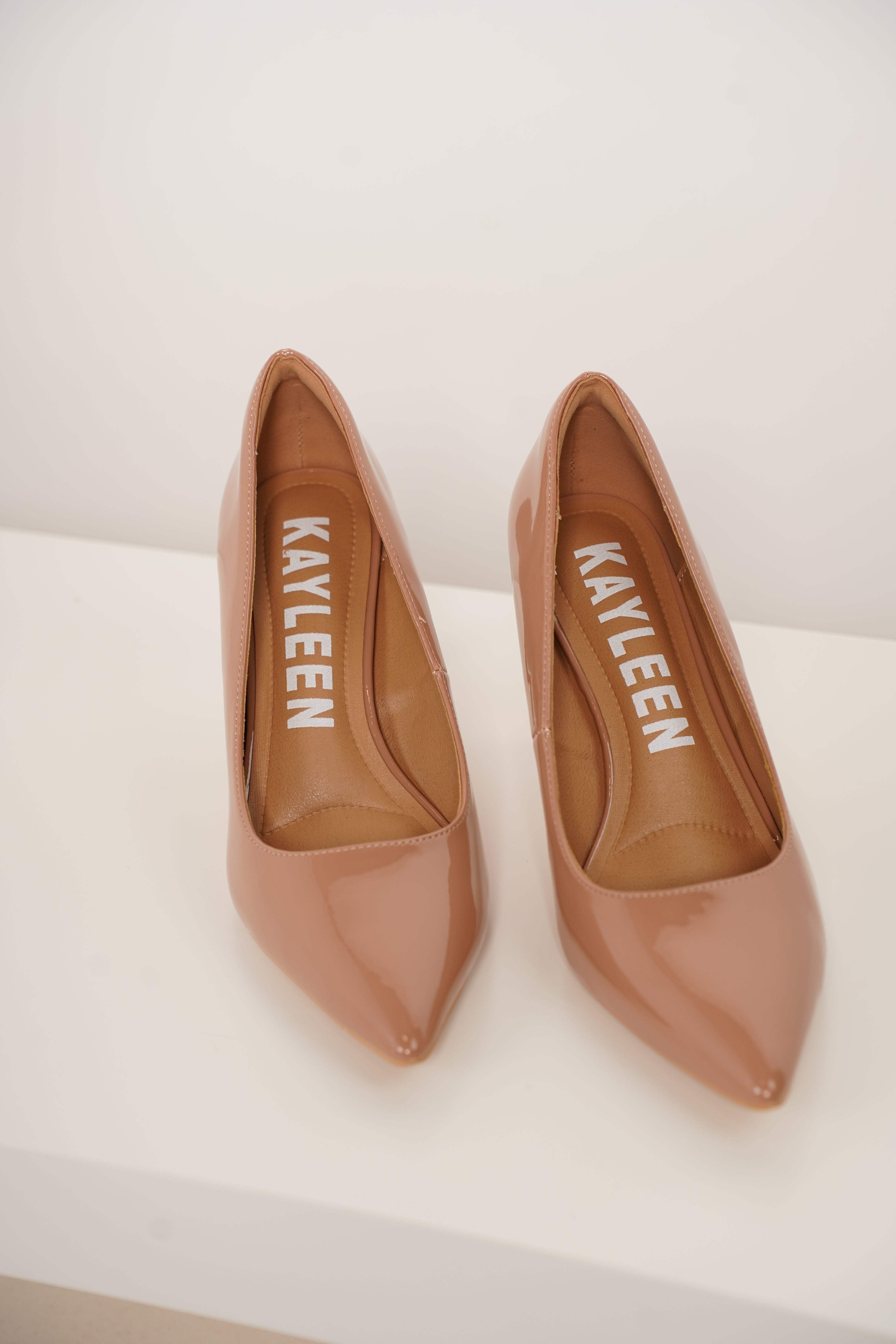 Jodie Patent Pumps – Classic Mid-Heel Elegance