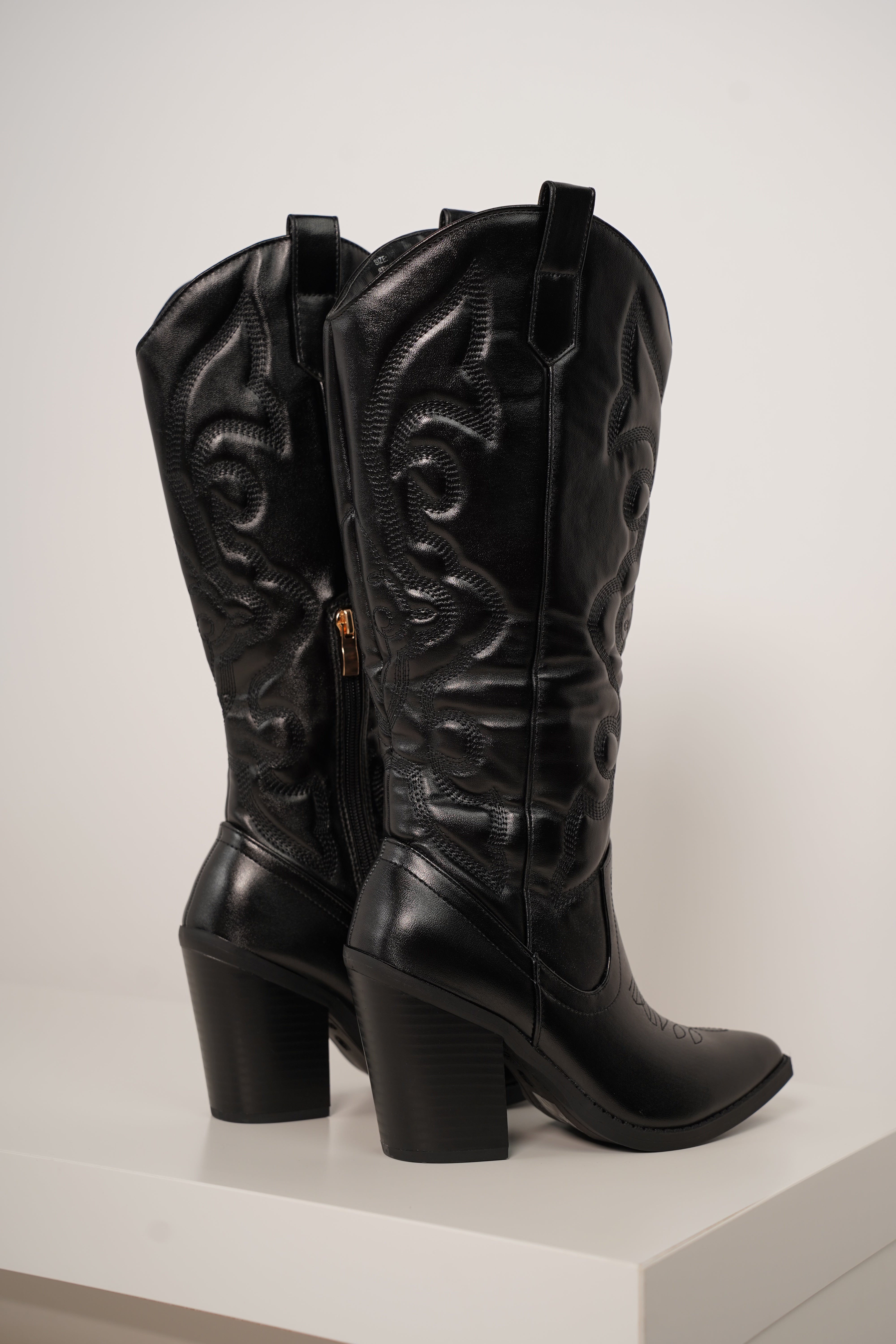 Arizona Country Boots – Bold Western Soul in All-Black