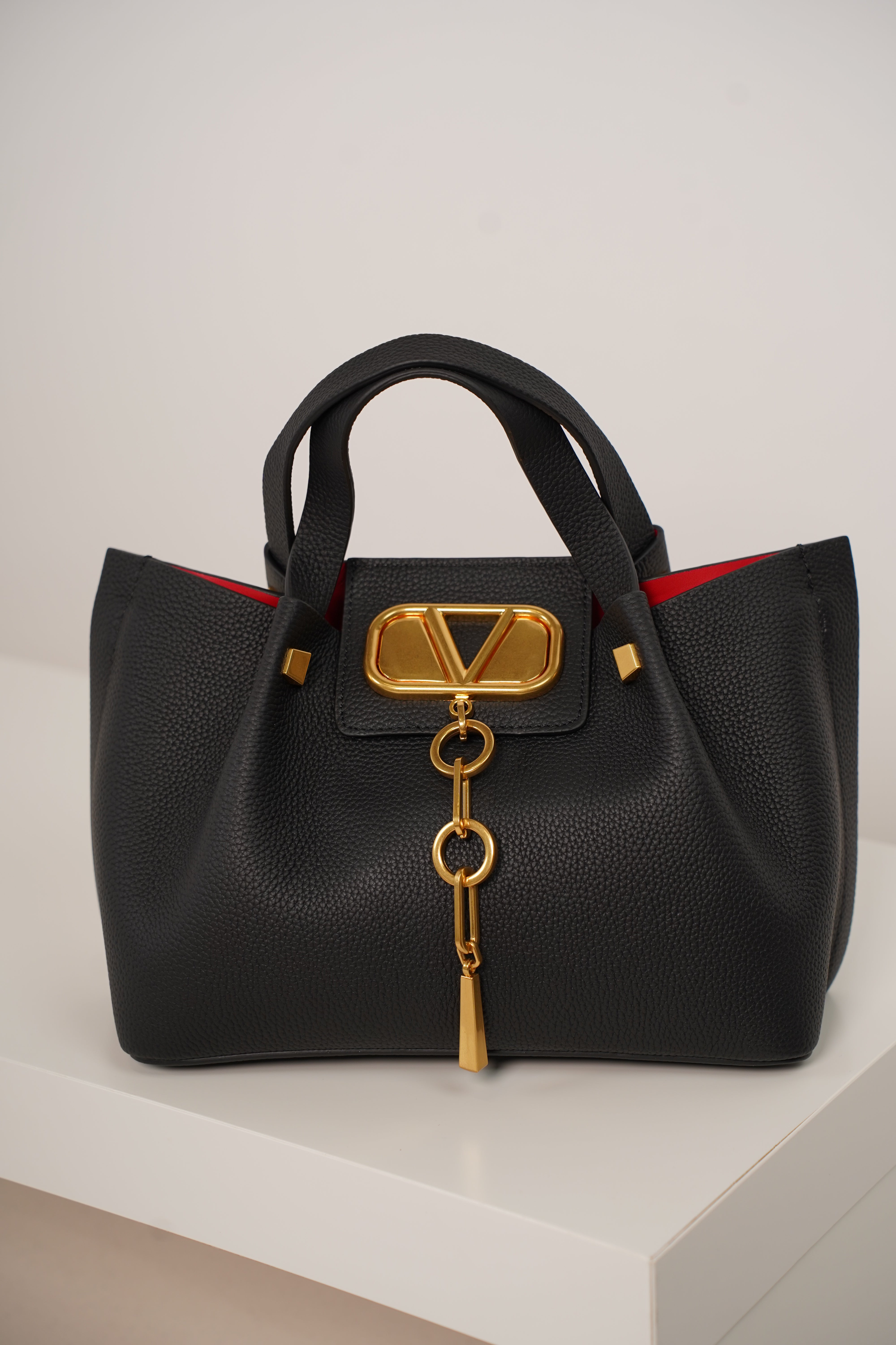 Meliz Mini Tote Bag – Luxe Gold Accent Handbag