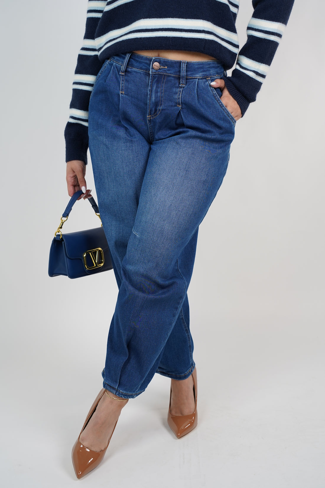 Kori Cropped Barrel Jeans