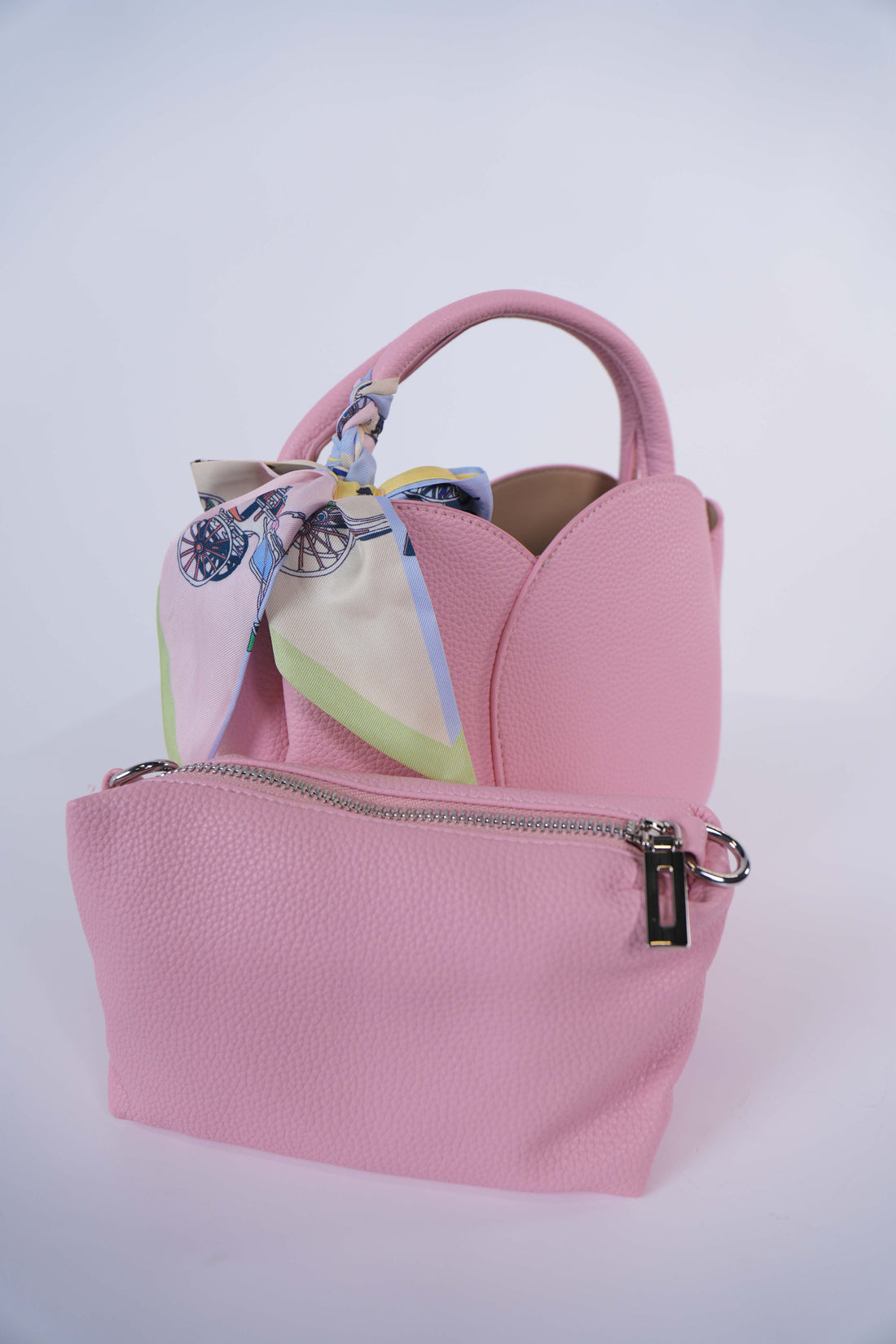 Kylyn Bucket Handbag