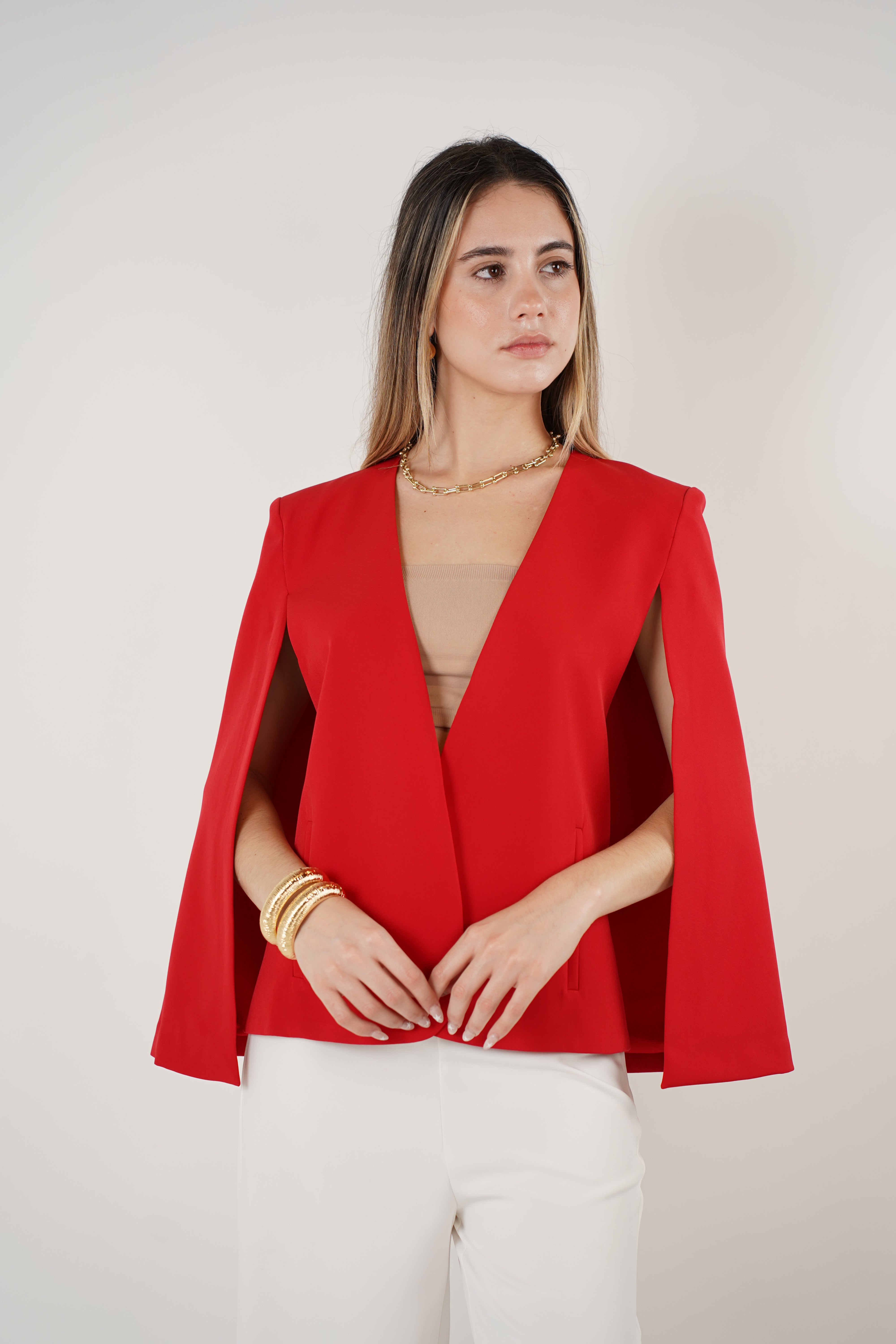 Rynel Blazer Cape – Bold Elegance with a Power Cape Twist