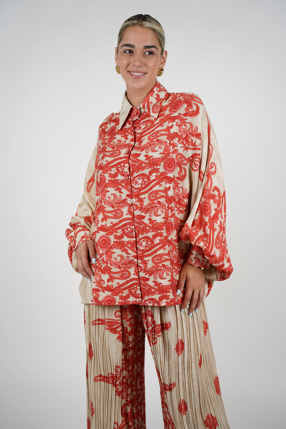 Lumi Pants Set – Floral Satin Two-Piece for Effortless Glam