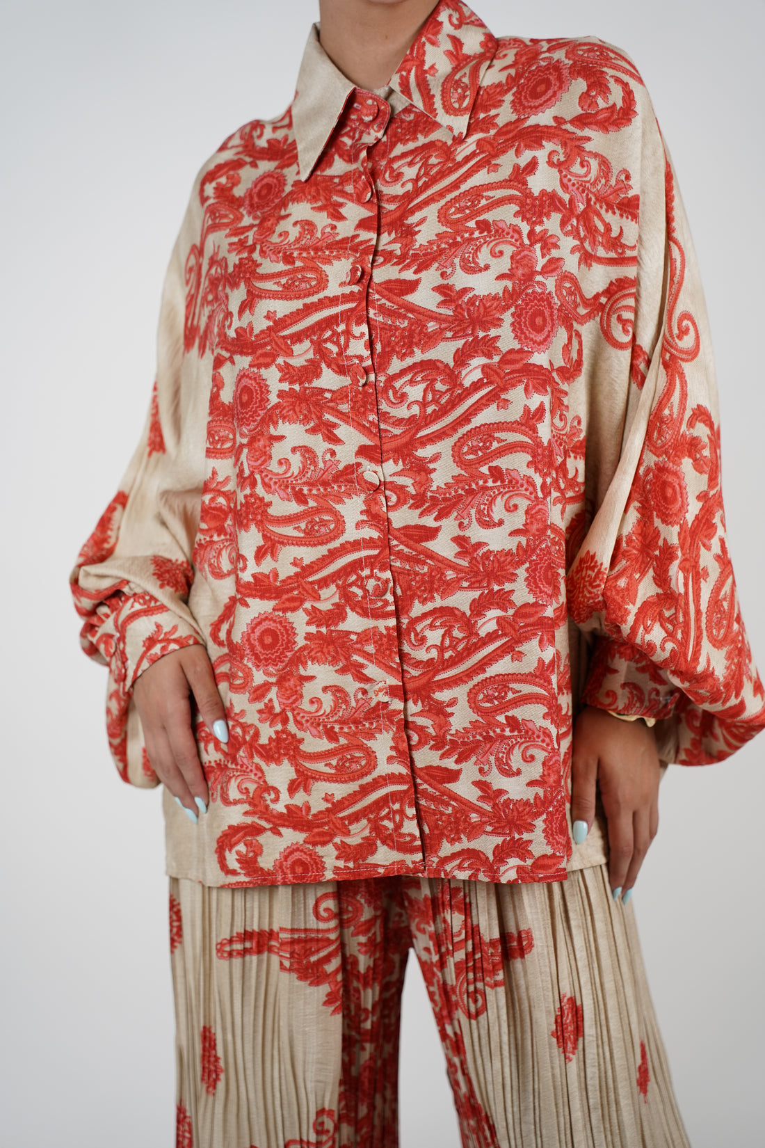 Lumi Pants Set – Floral Satin Two-Piece for Effortless Glam