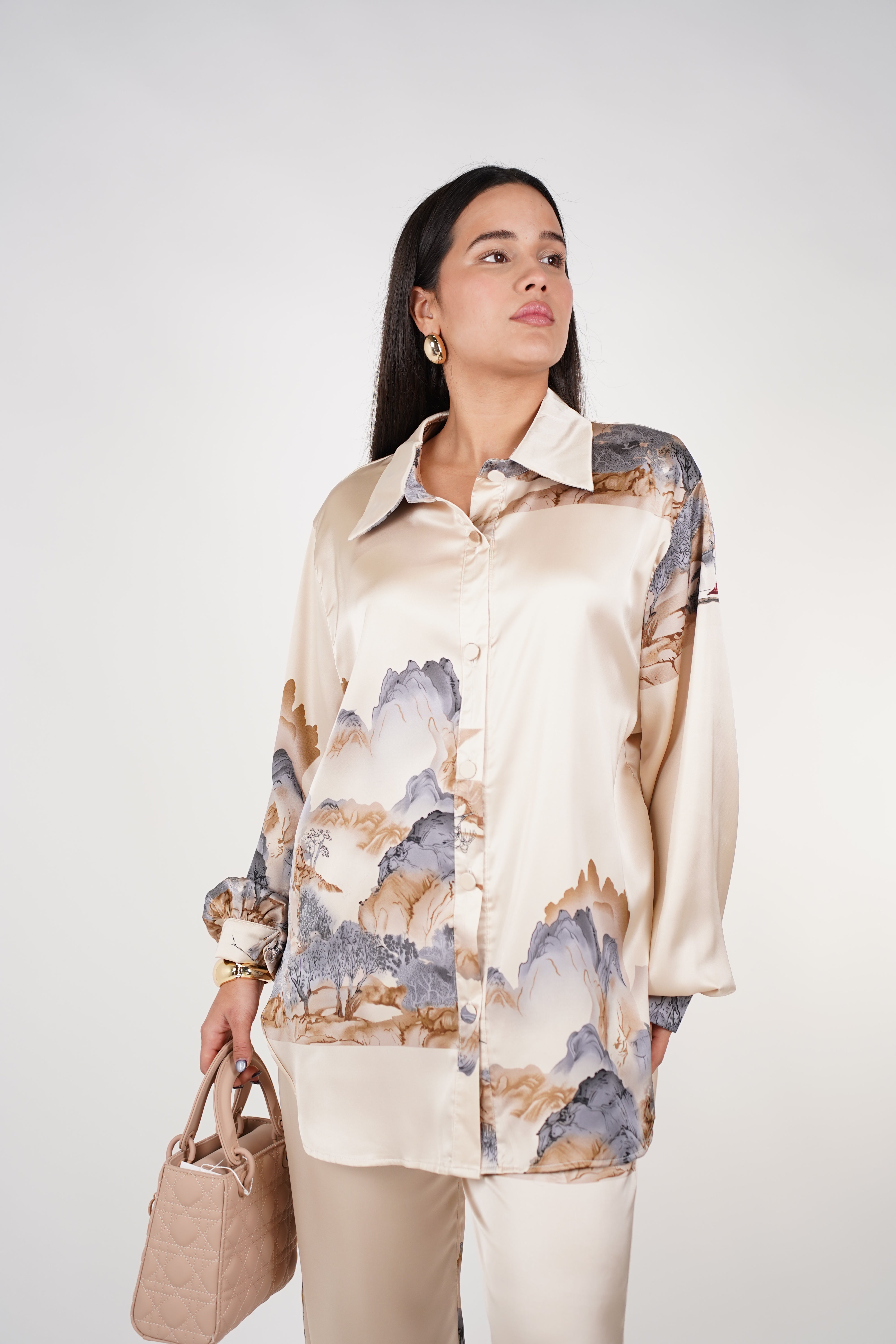 Lunare Stamped Pants Set – Elegant Satin Two-Piece Luxe Look