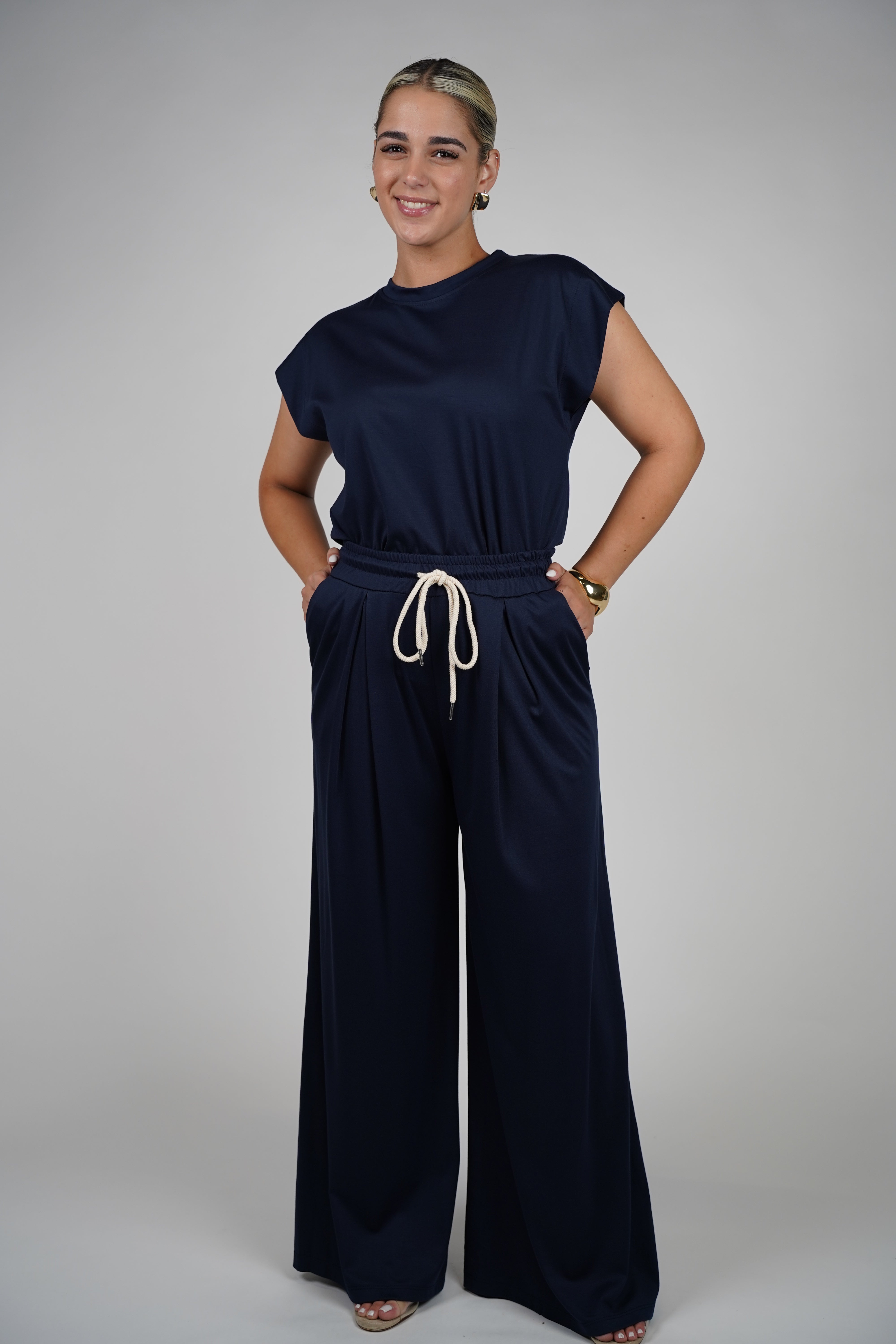 Monica Pants – Relaxed Wide-Leg Trousers with Drawstring Waist