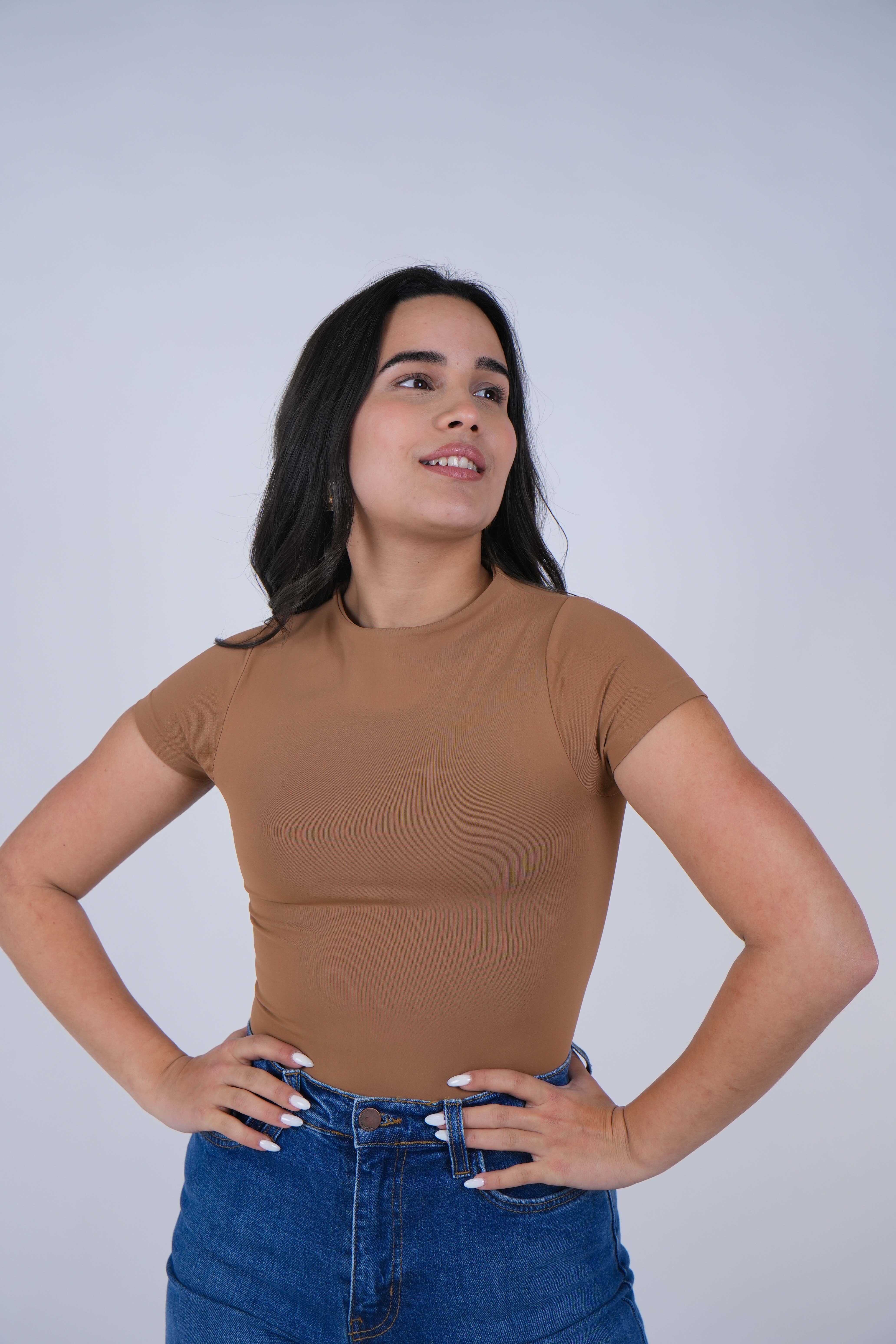 Aemi Highneck Bodysuit