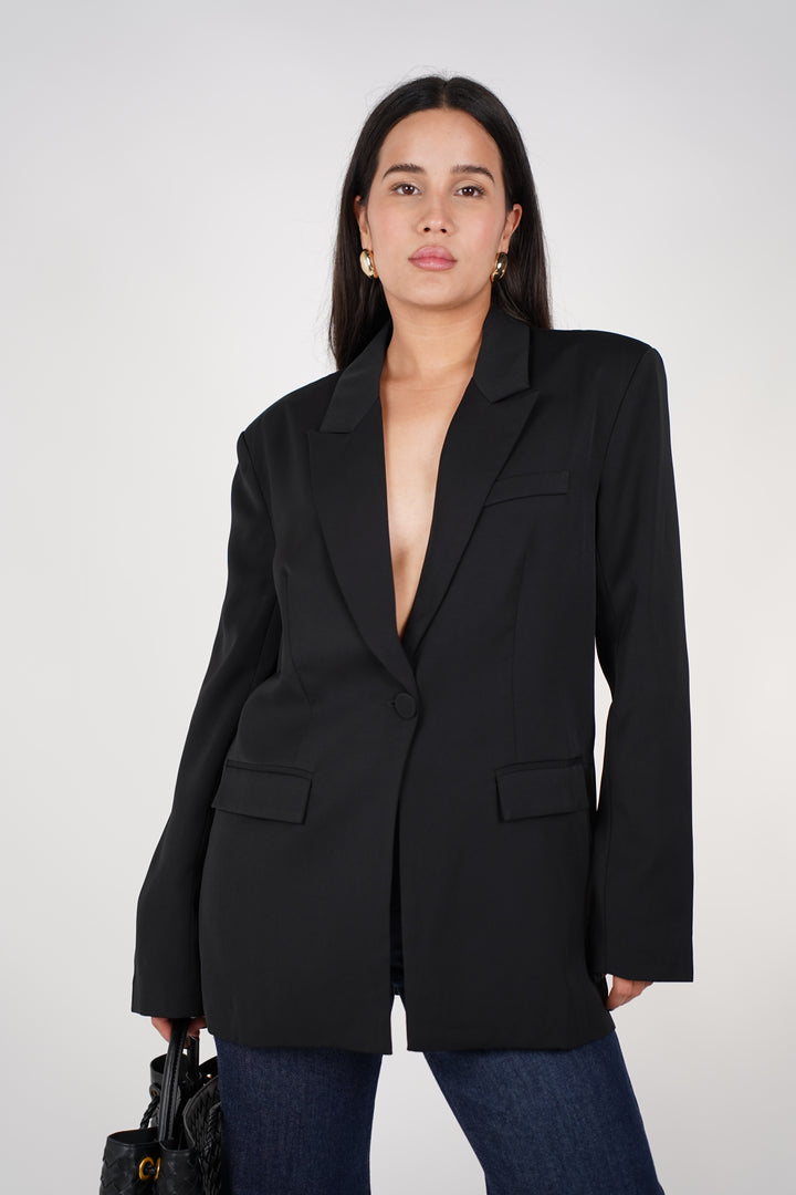Ivani Button Close Blazer – Sharp, Sleek & Elevated